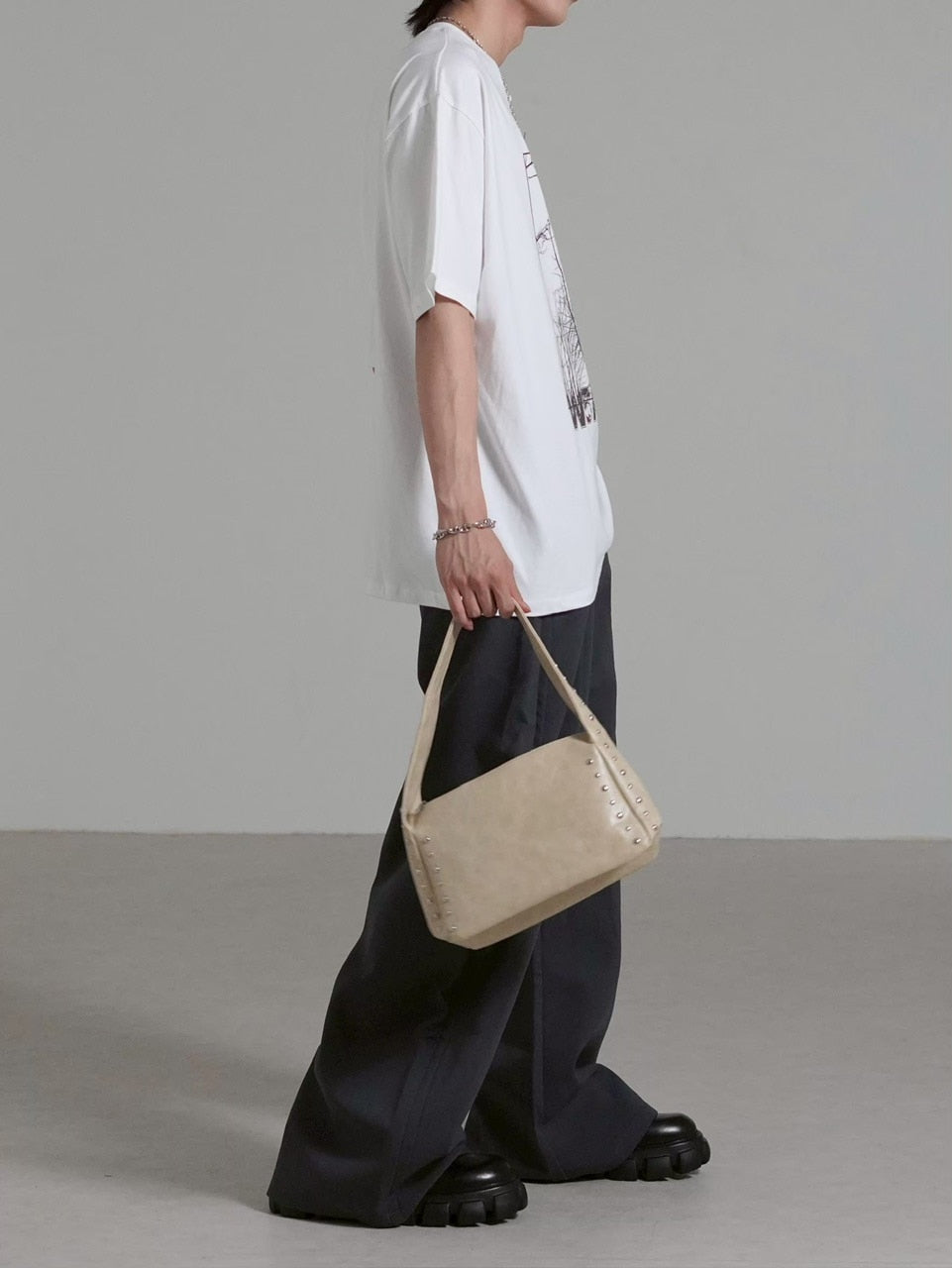 受注制【Chikashitsu +】square studs bag – PRESSING WEB SHOP