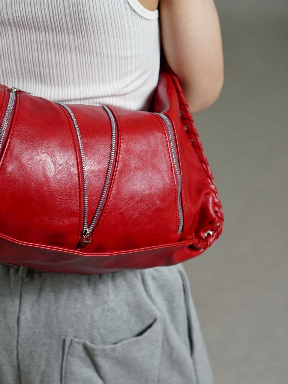 受注制【Chikashitsu +】big zip Non-leather material bag / 【チカシツプラス】ビックジップノンレザーショルダーバッグ