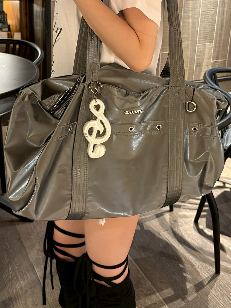 【EVERYTHINGS】HEAVENLY(TREBALM) / 【エブリシングス】ホワイトスターリーミュージックモチーフリップケースキーリング