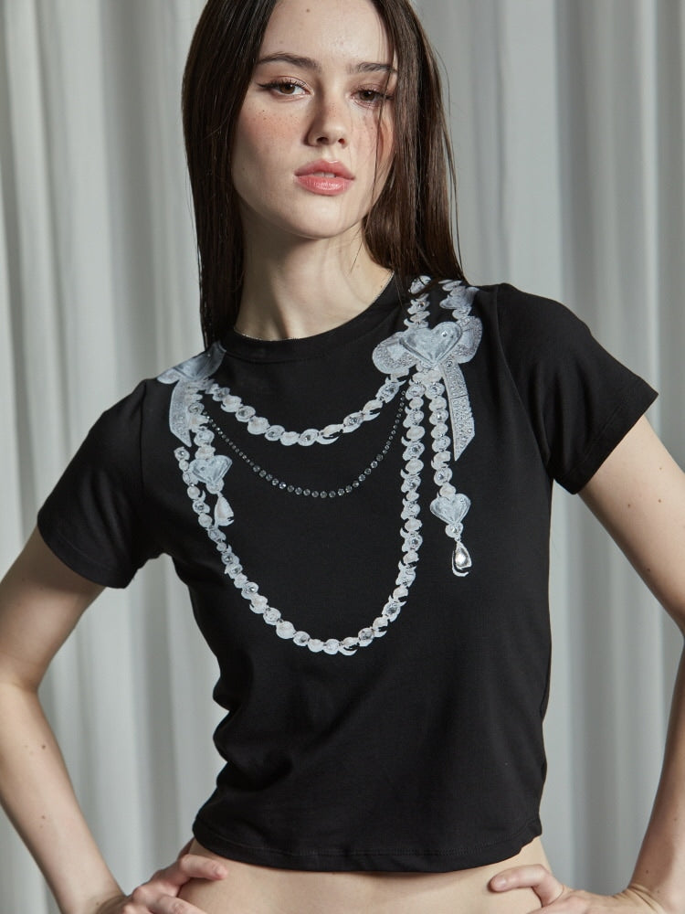 【GATELESS】NECKLACE PRINT CROPPED T-SHIRT / 【ゲートレス】ネックレスプリントクロップド半袖Tシャツ