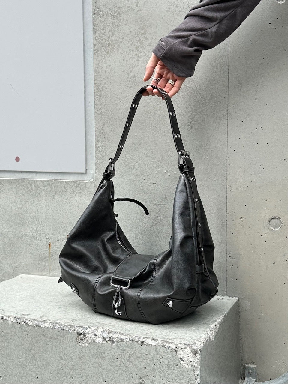 大阪店WEB限定受注制【Chikashitsu +】vintage eyelet shoulder bag / 【チカシツプラス】ビンテージアイレットショルダーバッグ