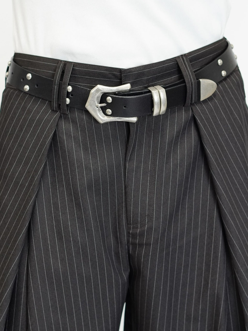 【CS】stripe cross tuck drape slacks (brown)