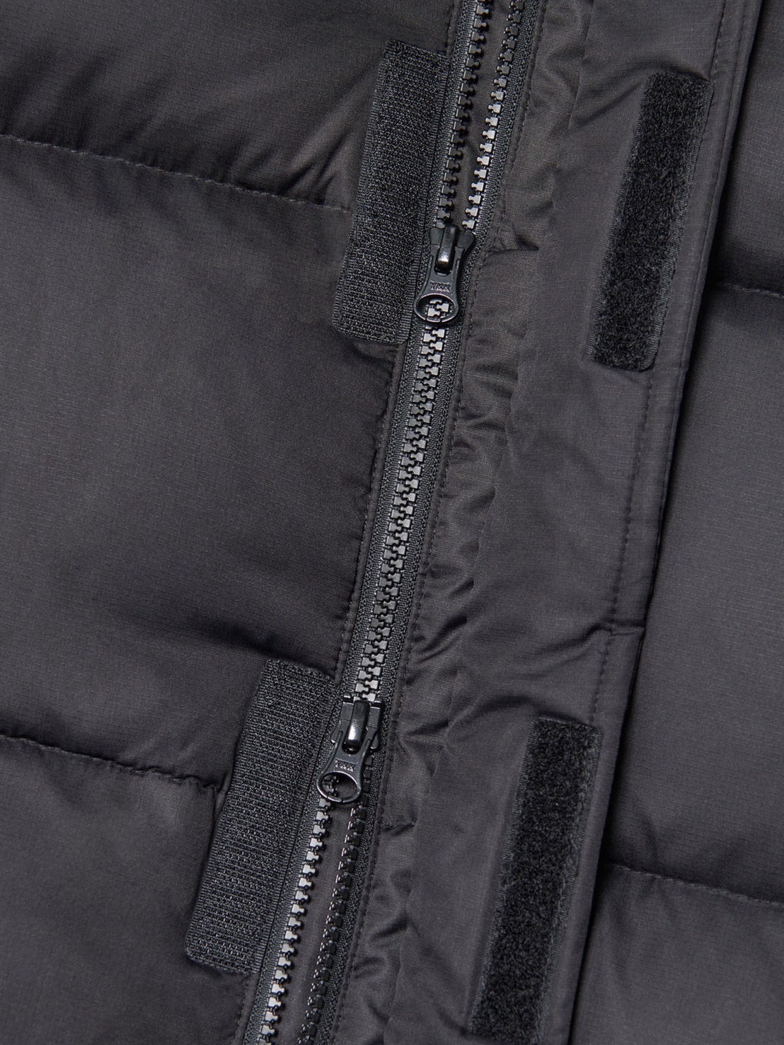 【NOMANUAL】HESTIA HOODED DUCK DOWN