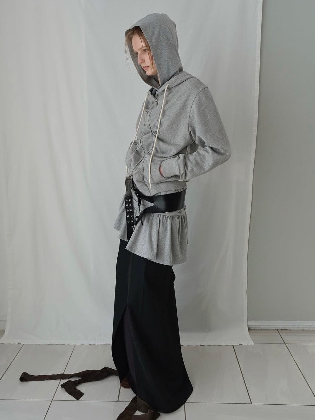 【LCDC】SHIRRING DETAIL ZIP-UP HOODIE / 【エルシーディーシー・ティーエム】シャーリングディティールジップアップパーカー