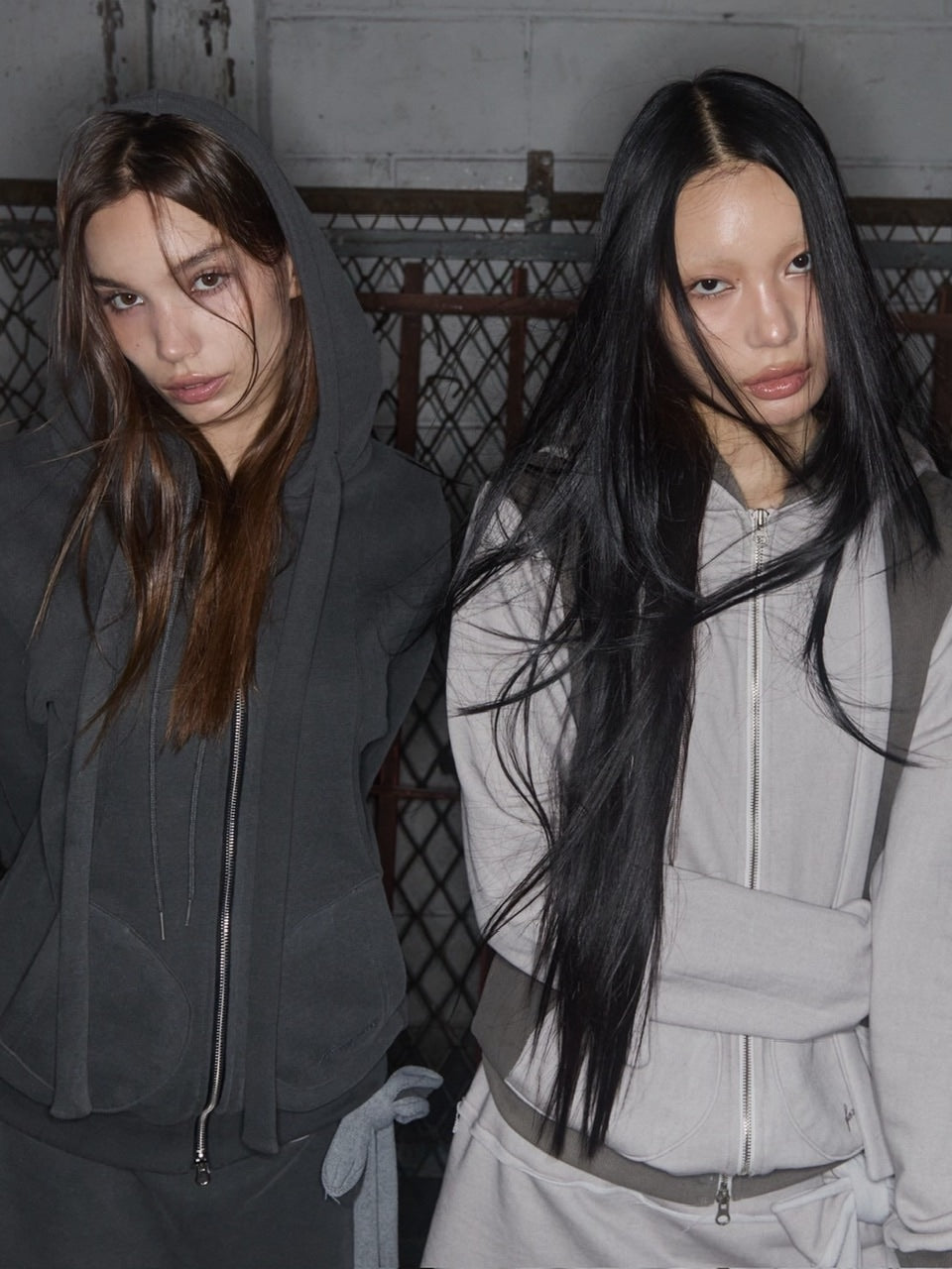 【FANCY CLUB】DYE-WASH LAYERED HOODED ZIP-UP / 【ファンシークラブ】ダイウォッシュレイヤードジップアップパーカー