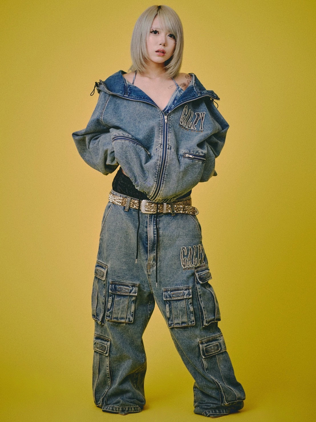 【GALFY】ぐるグニャデニムパーカー