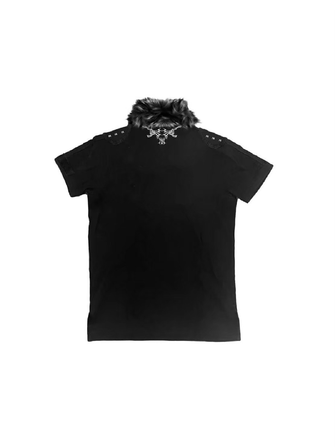 【Cozy world Wide】"BBY TECHBOI" FUR POLO / 【コージーワールドワイド】ロゴグラフィックファーカラー半袖ポロシャツ