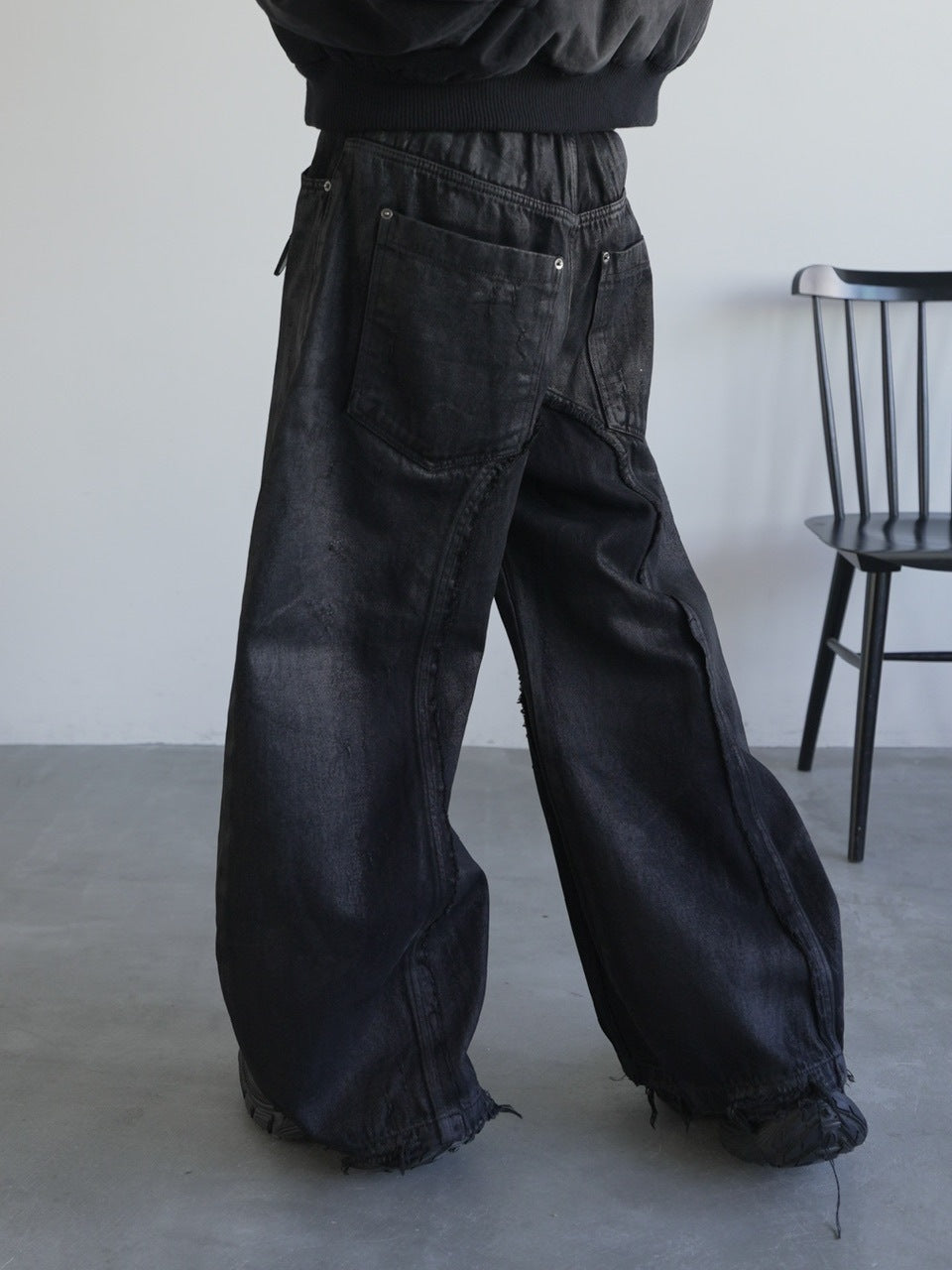 【CHIKASHITSU PLUS HIGH】Washed coating denim pants