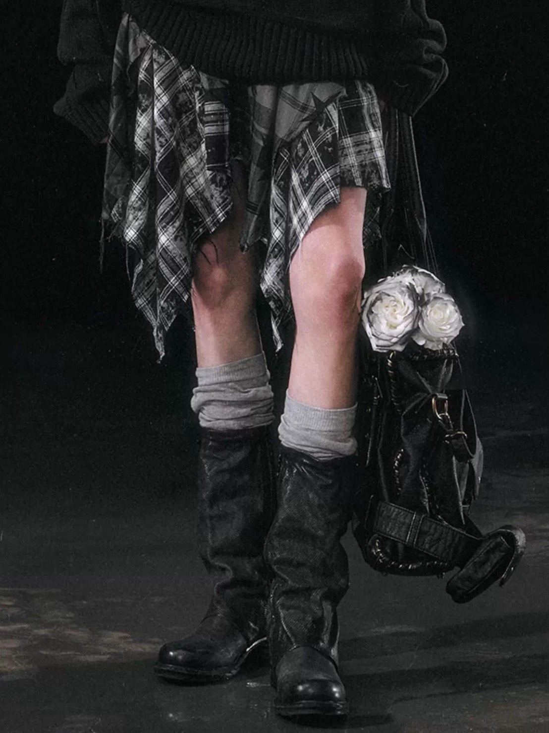 【Cest Nous】Star-Patterned Plaid Asymmetrical Skirt