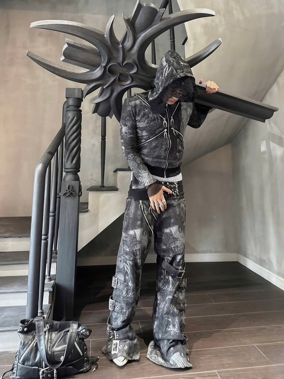 【Cozy world Wide】EPL GRAPHIC ZIP UP HOODIE