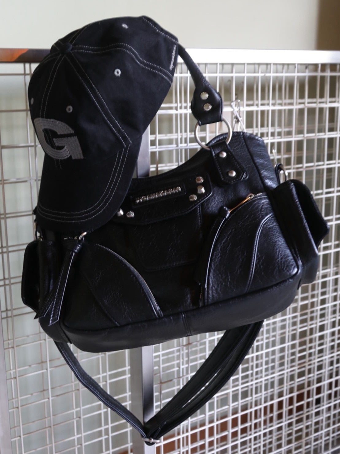 【IUGAMAKARAS】Studded Leather Mini Shoulder Bag