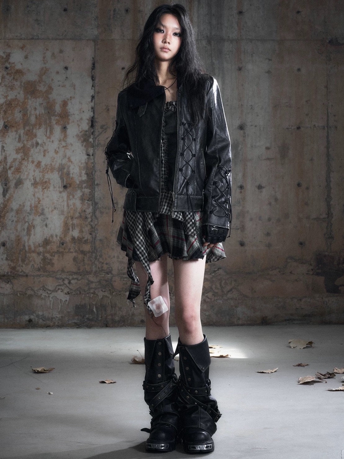 【Cest Nous】Studded Leg Chaps / 【セヌー】スタッズベルトレッグウォーマー