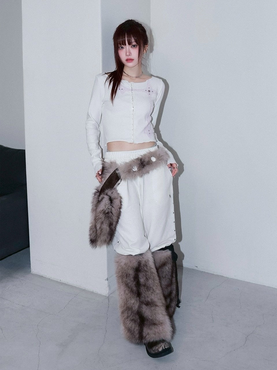 1/2 20:00発売【CHERRYQUIRI】fur loop eyelet belt