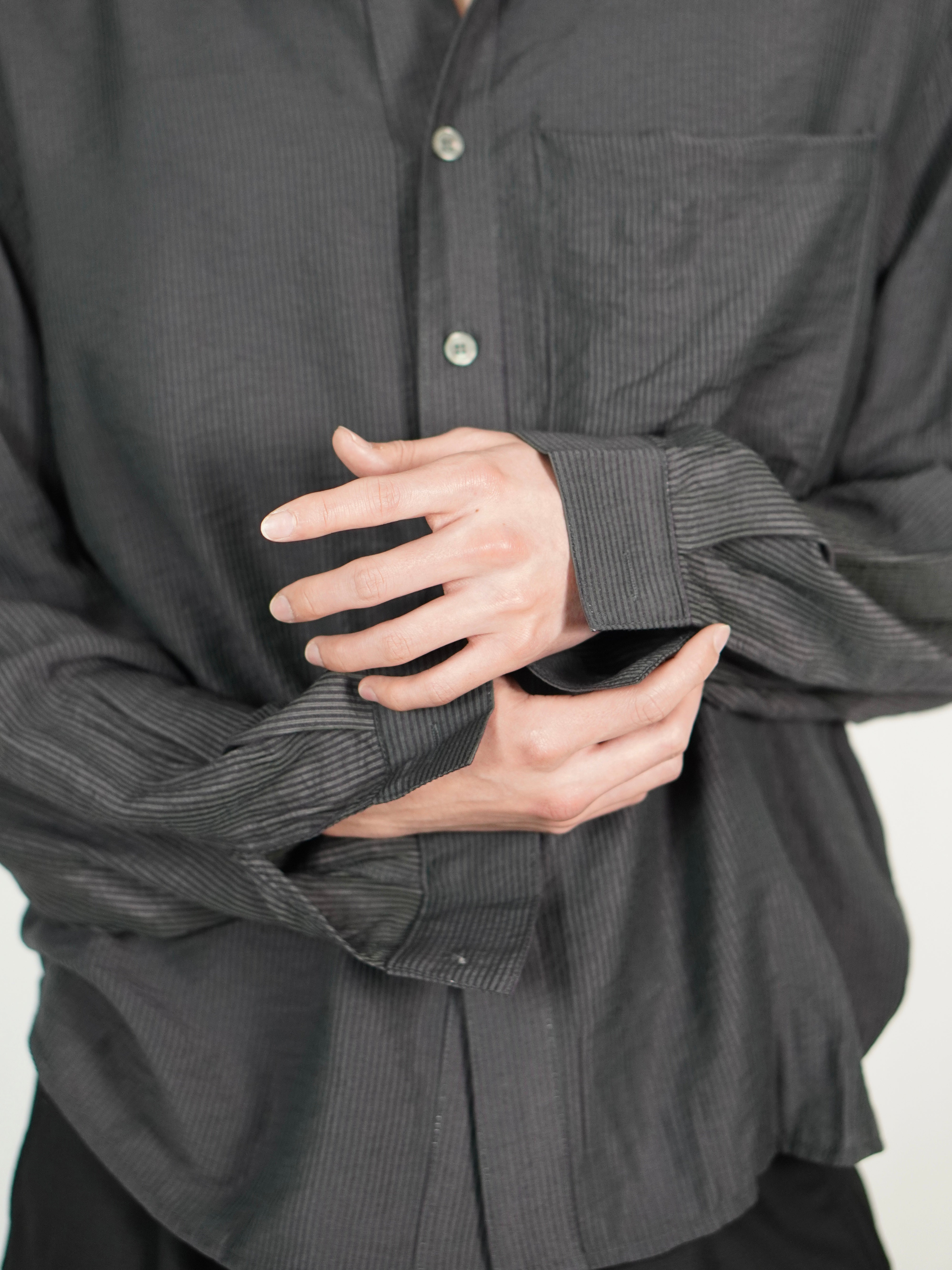 5/8 20:00 発売 受注制【Chikashitsu +】soft cropped stripe shirt (3color)
