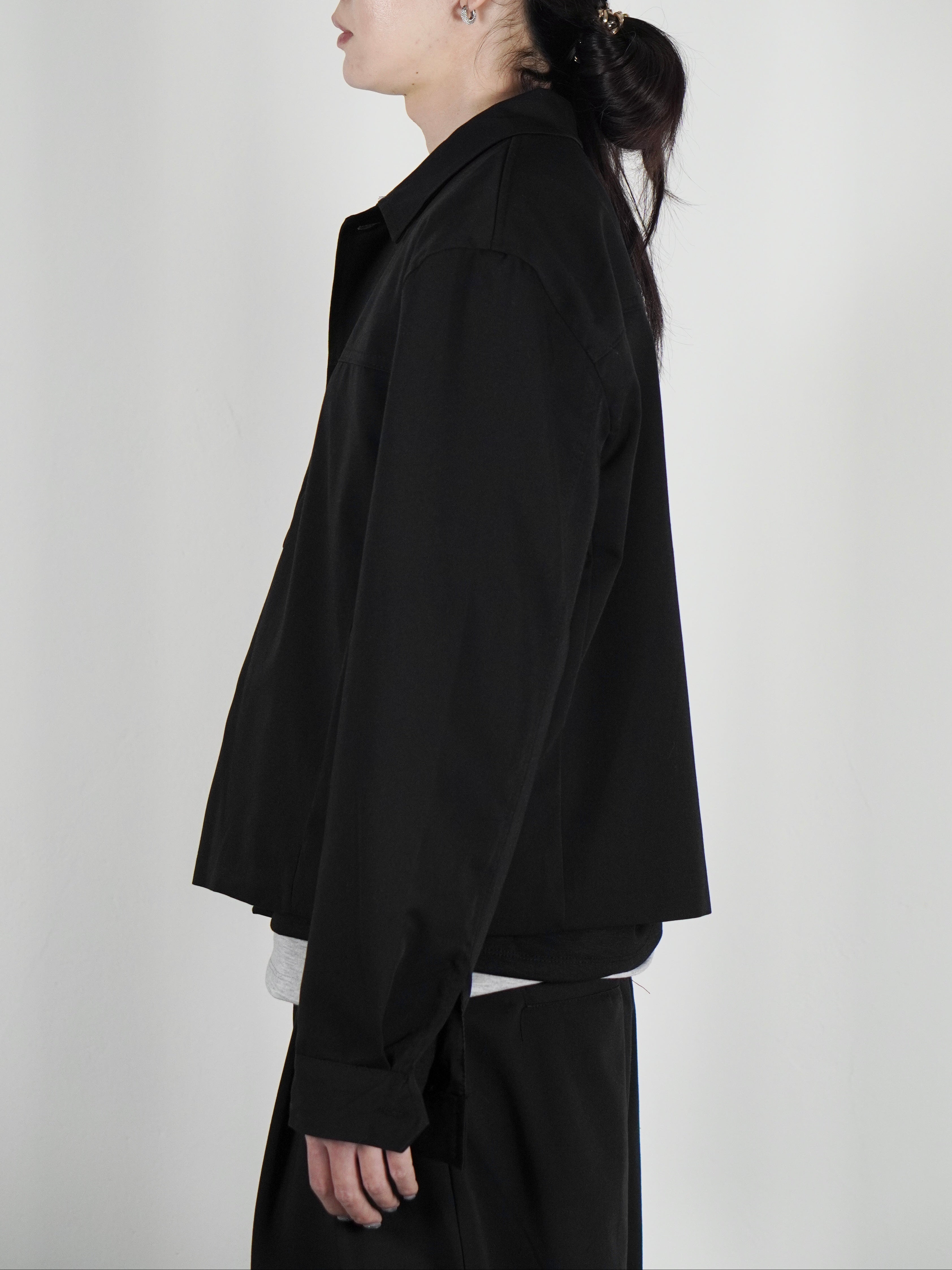 受注制【Chikashitsu +】cropped button jacket