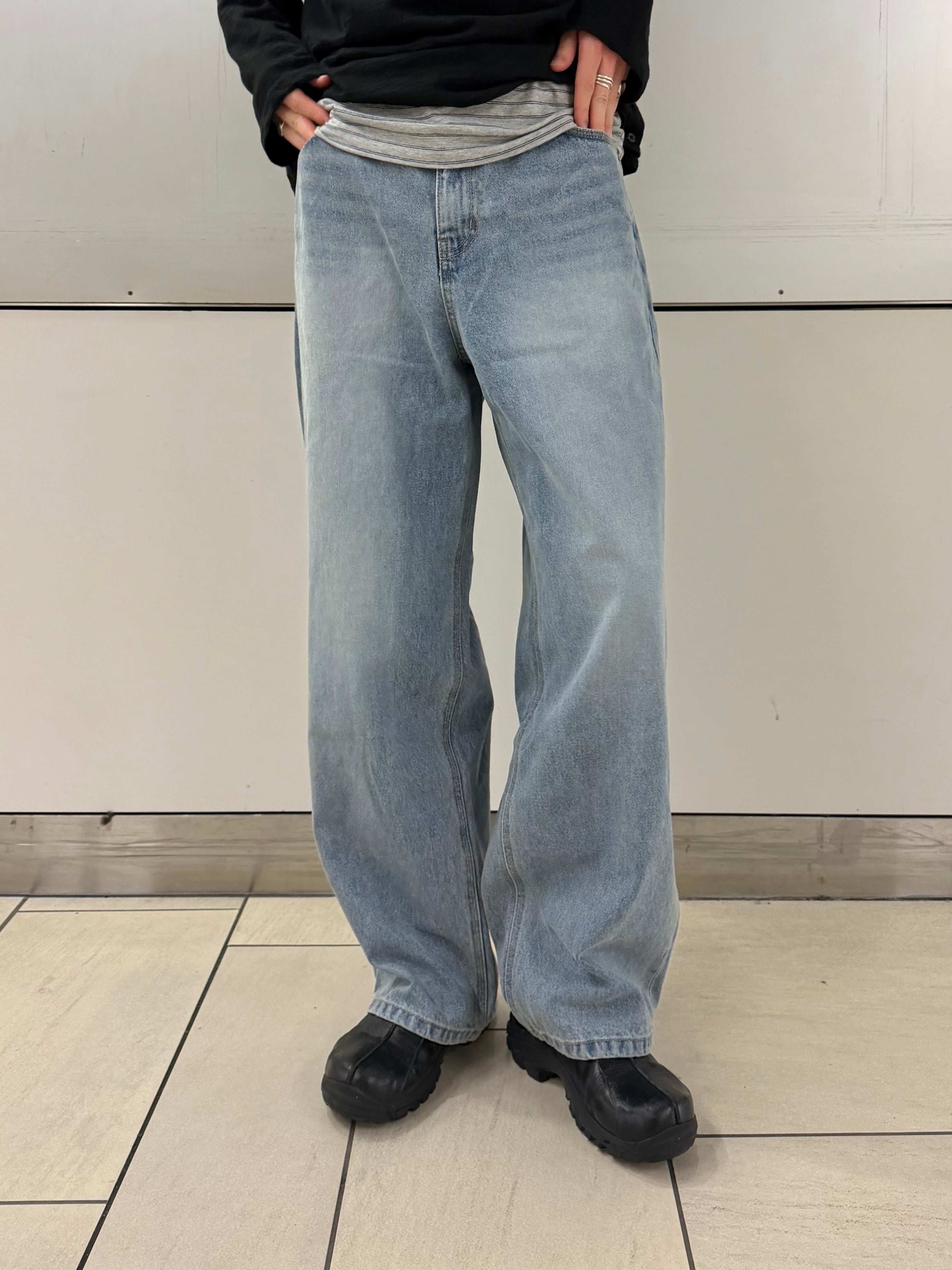 東京店WEB限定受注制【Chikashitsu +】washed wide straight denim pants (2color)