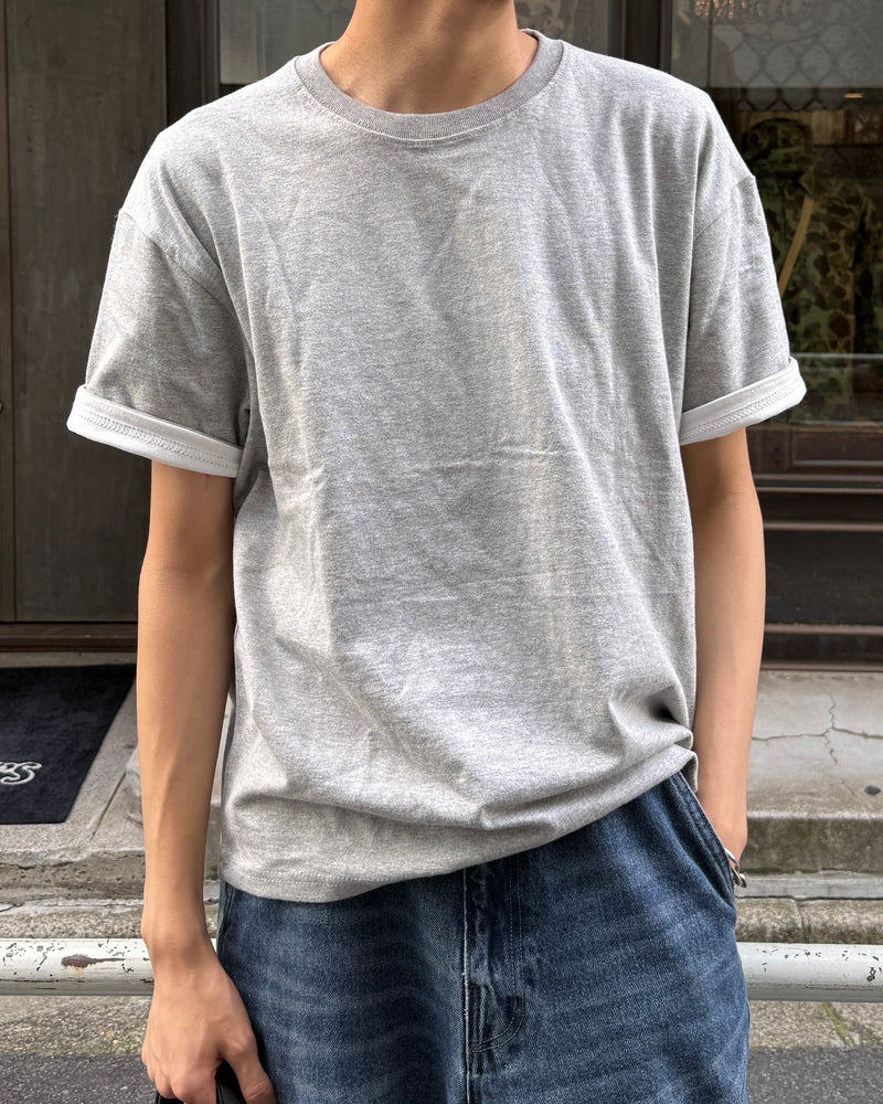 東京店WEB限定受注制【Chikashitsu +】layered roll-up tee (2color)