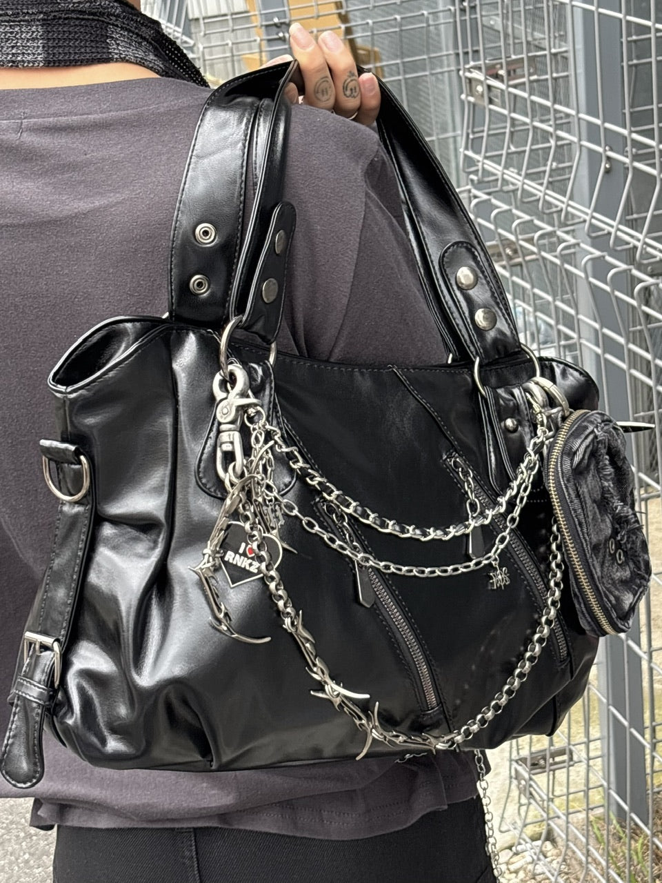 受注制【Never mind the XU】2way faux leather bag (4color)