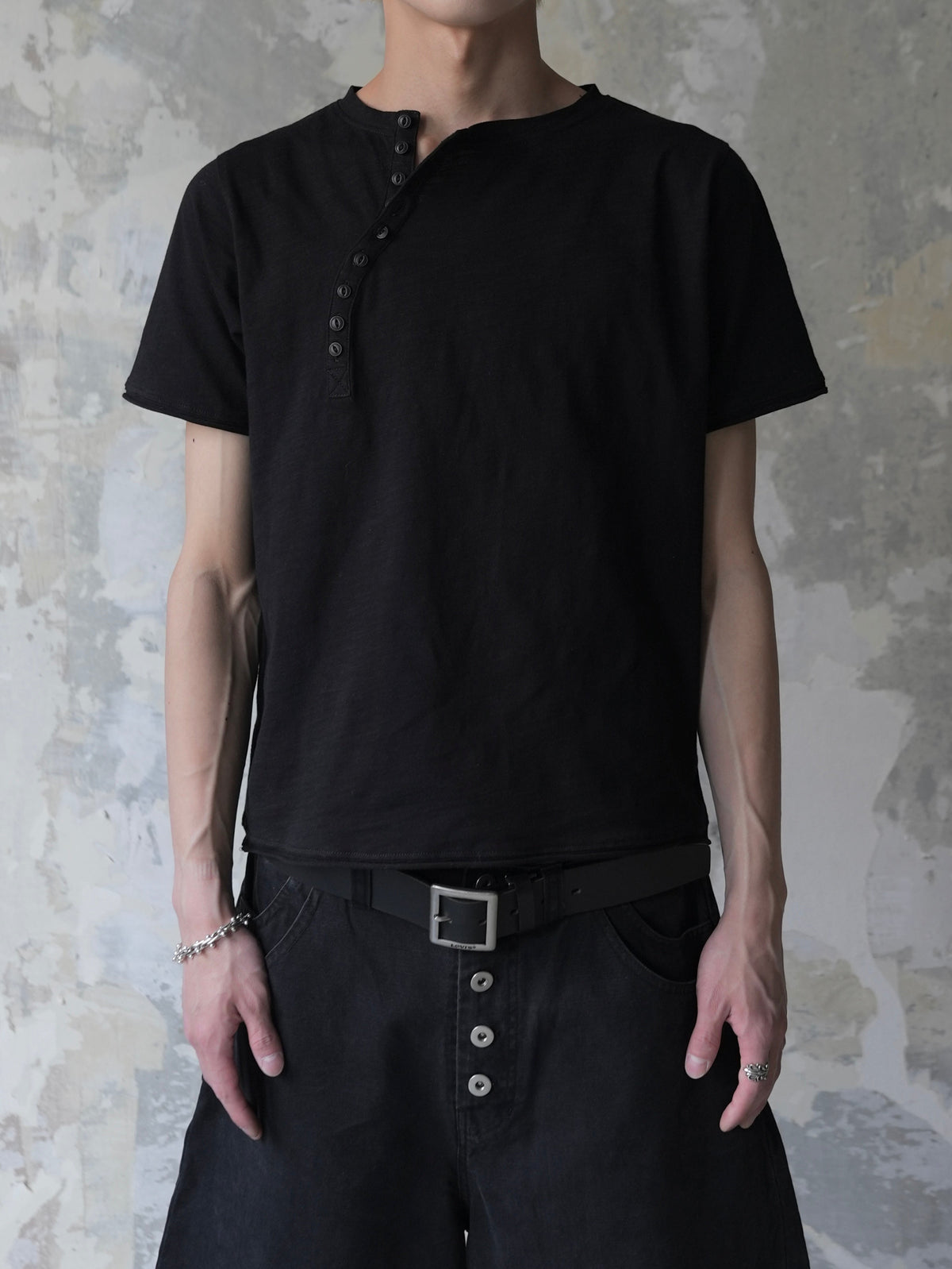 【Lee fi Ne】Offset Henley Tee