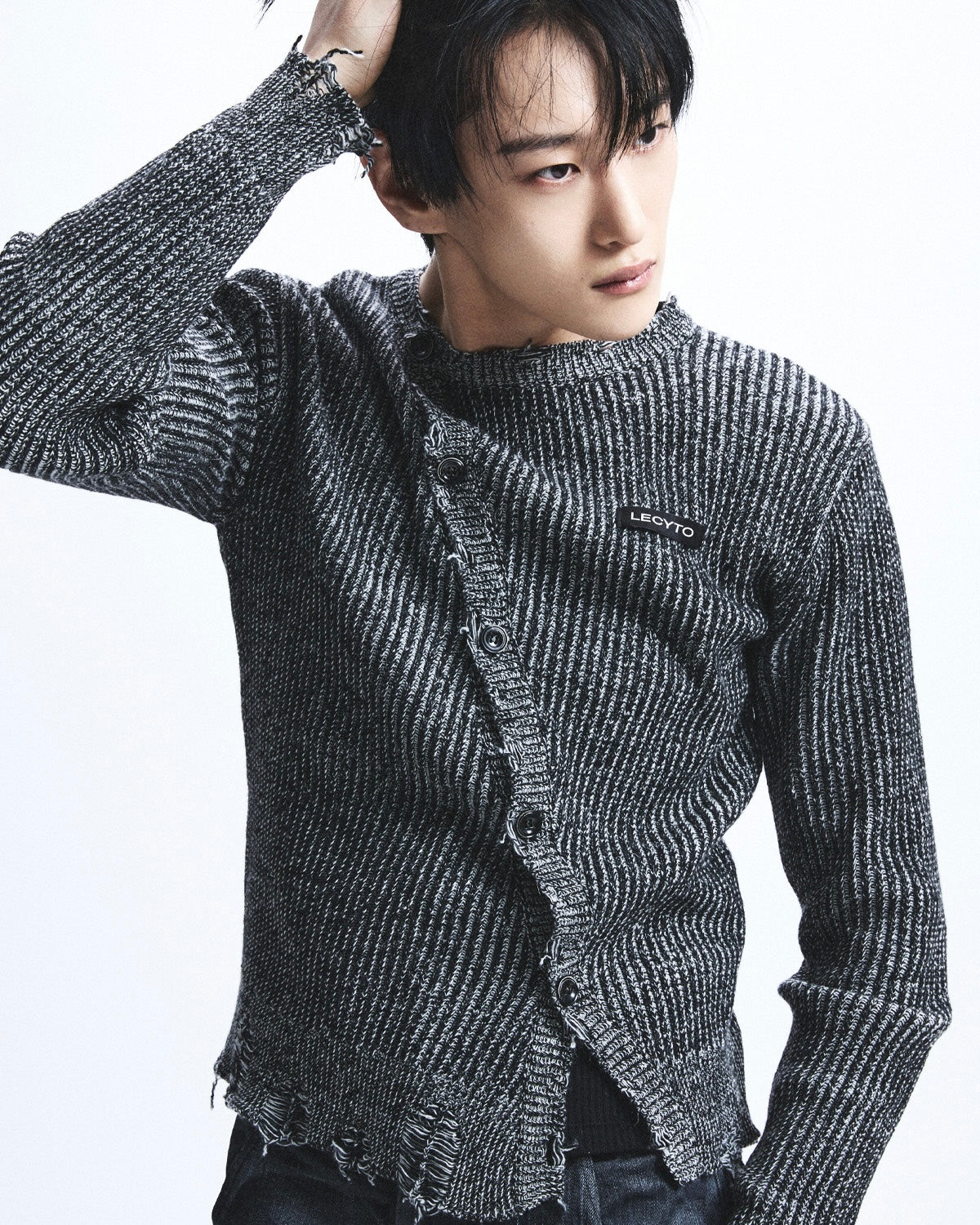 【LECYTO】Oblique Line Knit Cardigan