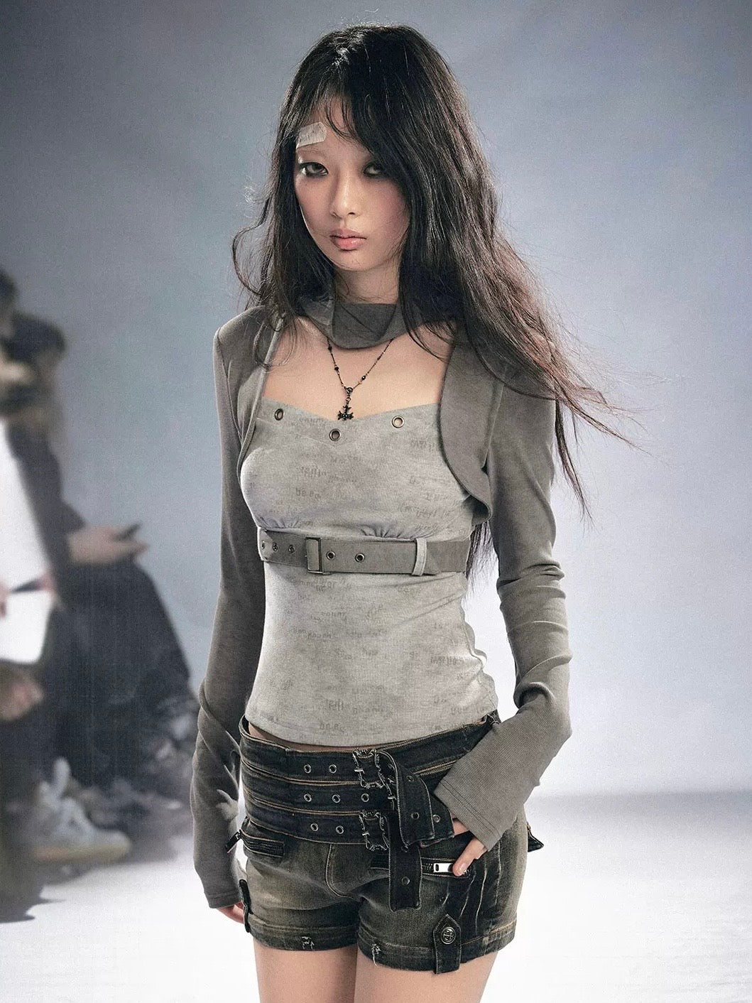 【Cest Nous】Gray Cowl Neck 
Top