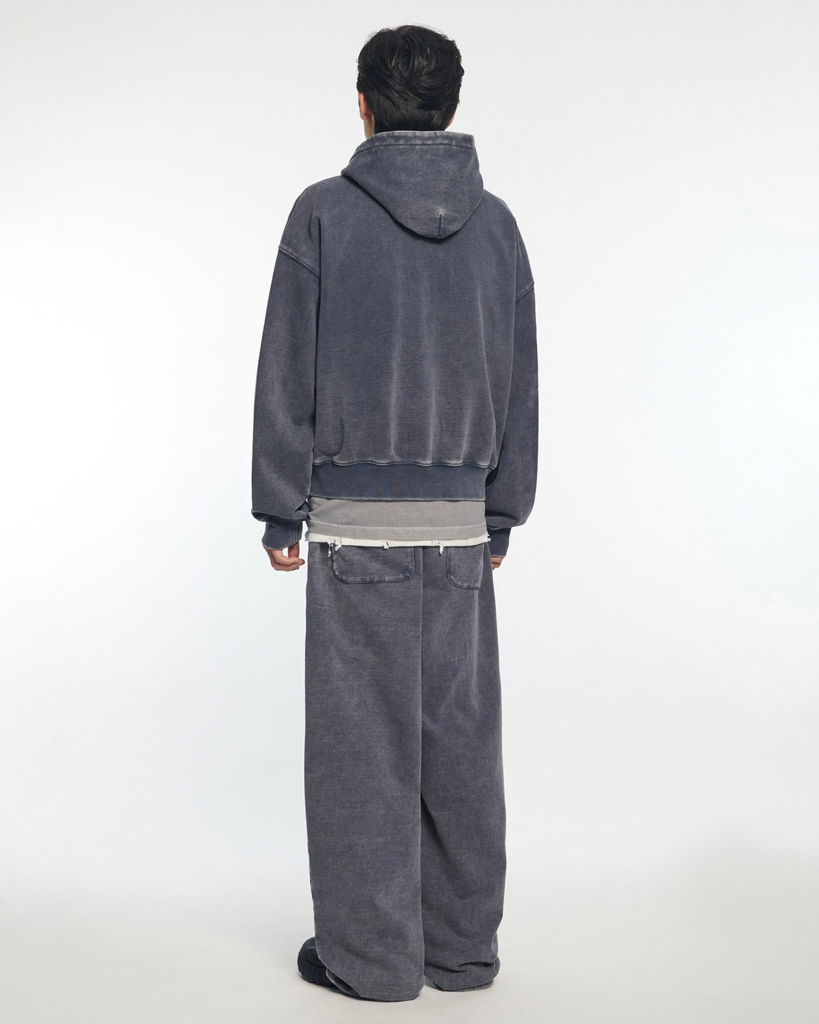 【NOMANUAL】APPLIQUE HOODED ZIP-UP