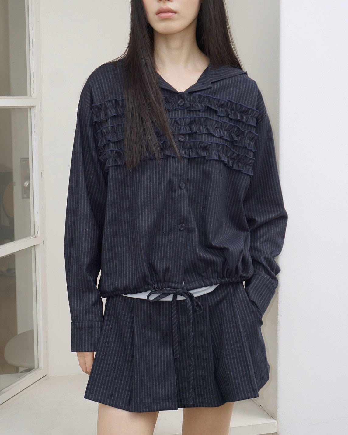【Uglyshadow】STRIPE RUFFLE HOODED SHIRT