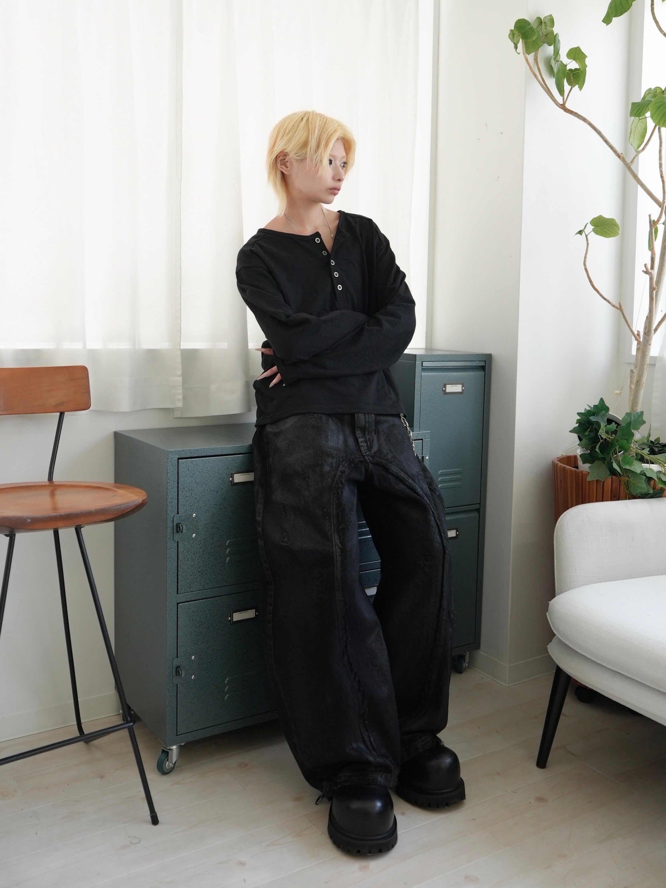 5/23 20:00発売【CHIKASHITSU PLUS HIGH】Steel button henley neck tee (2color)