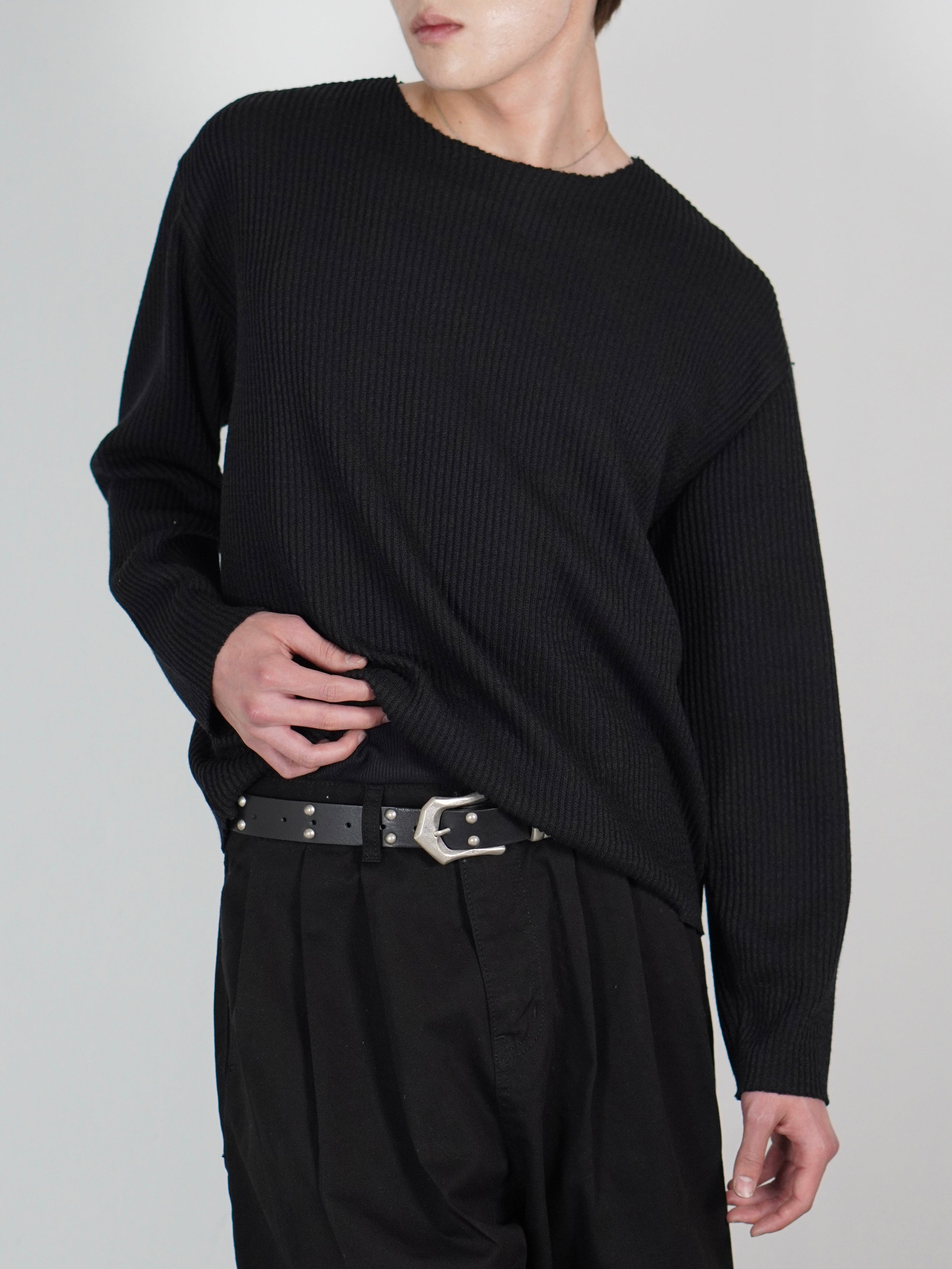 受注制【Chikashitsu +】cutting cropped tee (3color)