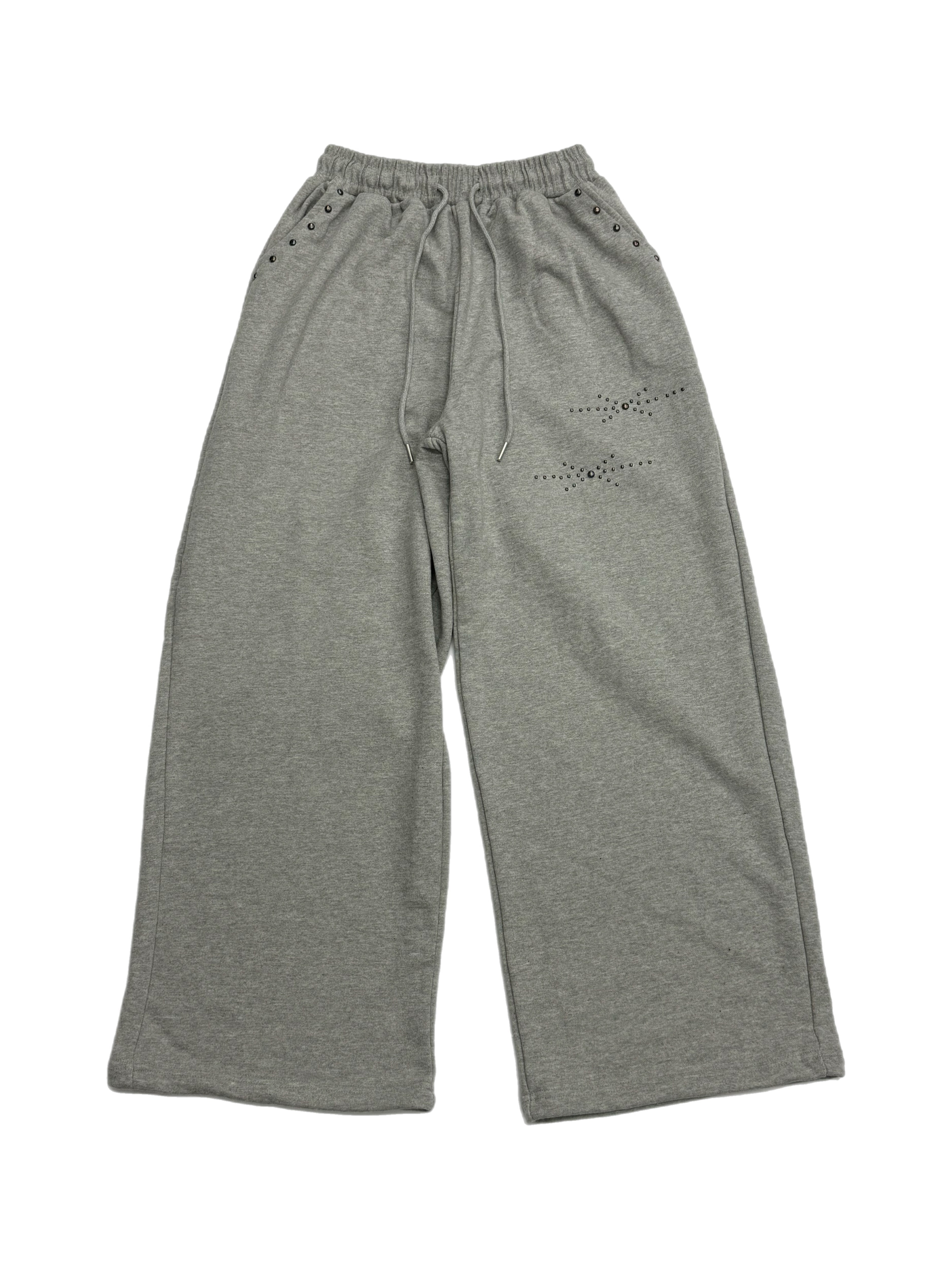 受注制【Chikashitsu +】studs design overfit sweat pants (2color)