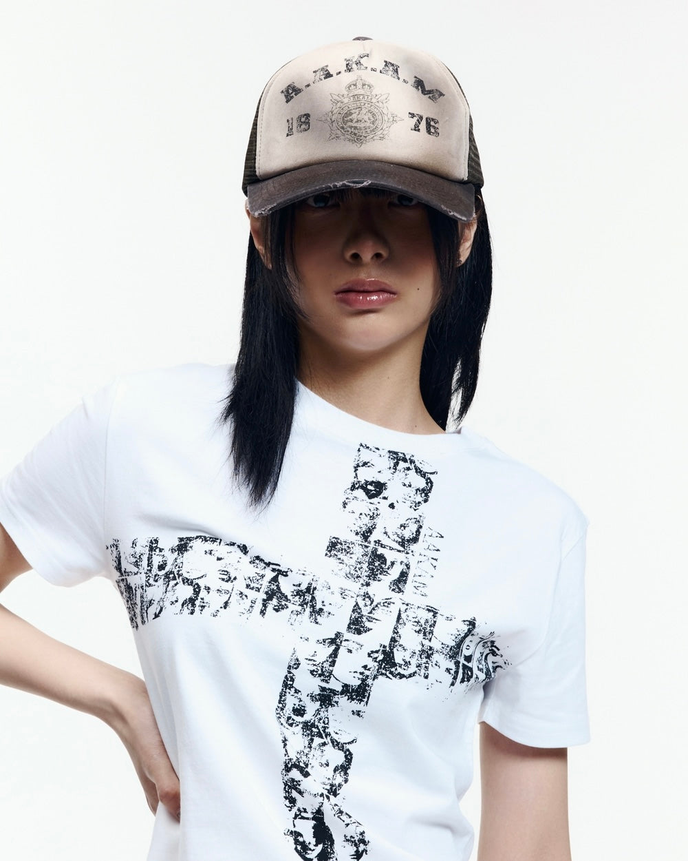 【AAKAM】Dirty Washed Trucker Cap