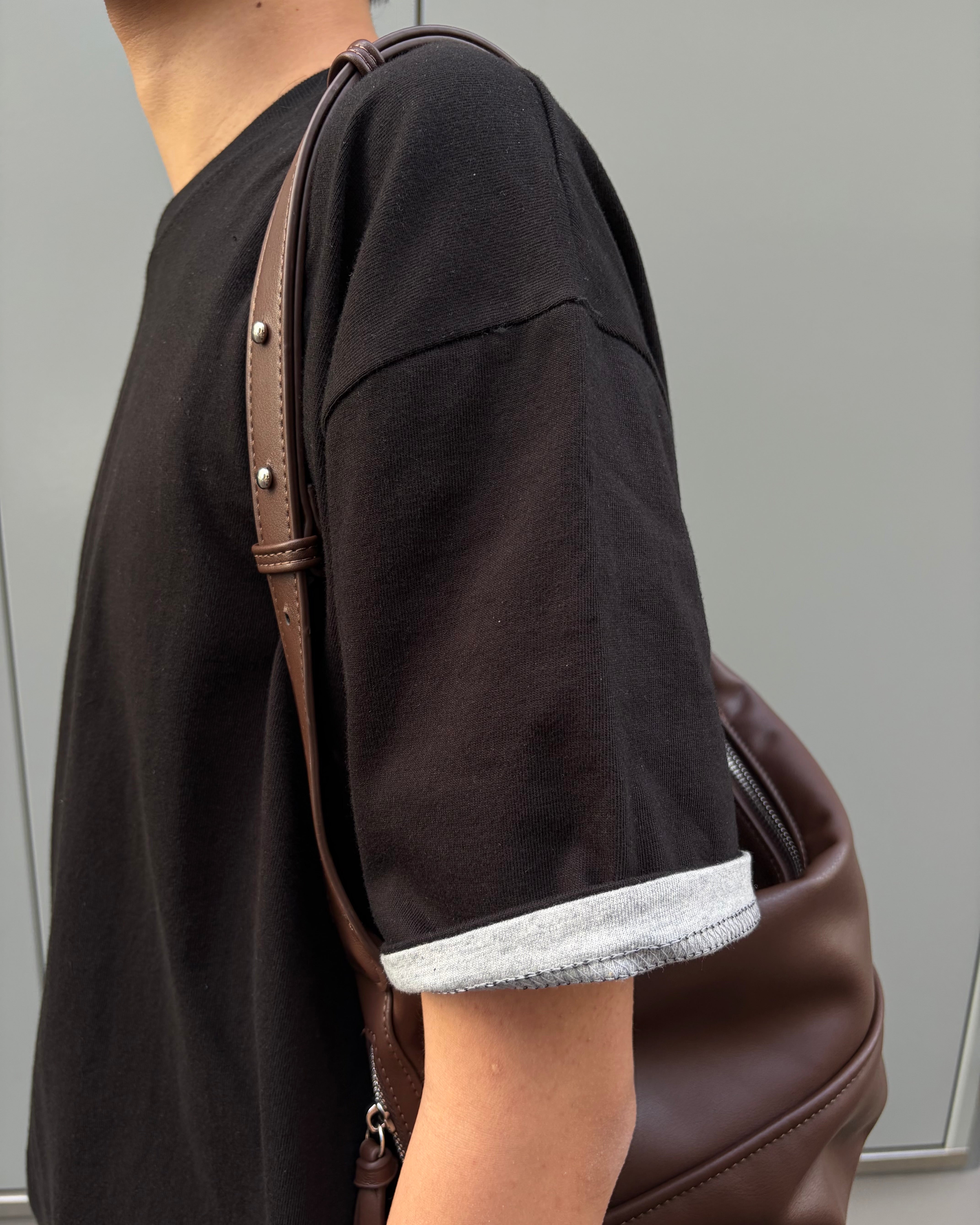 東京店WEB限定受注制【Chikashitsu +】layered roll-up tee (2color)