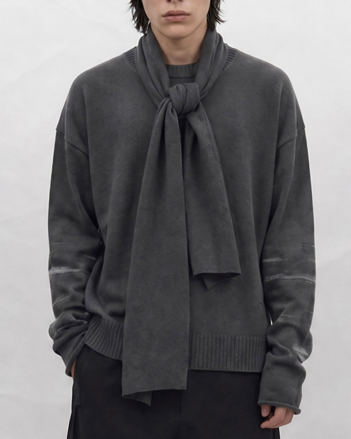 【BLR BLUER】Faded Vintage Knit Sweater