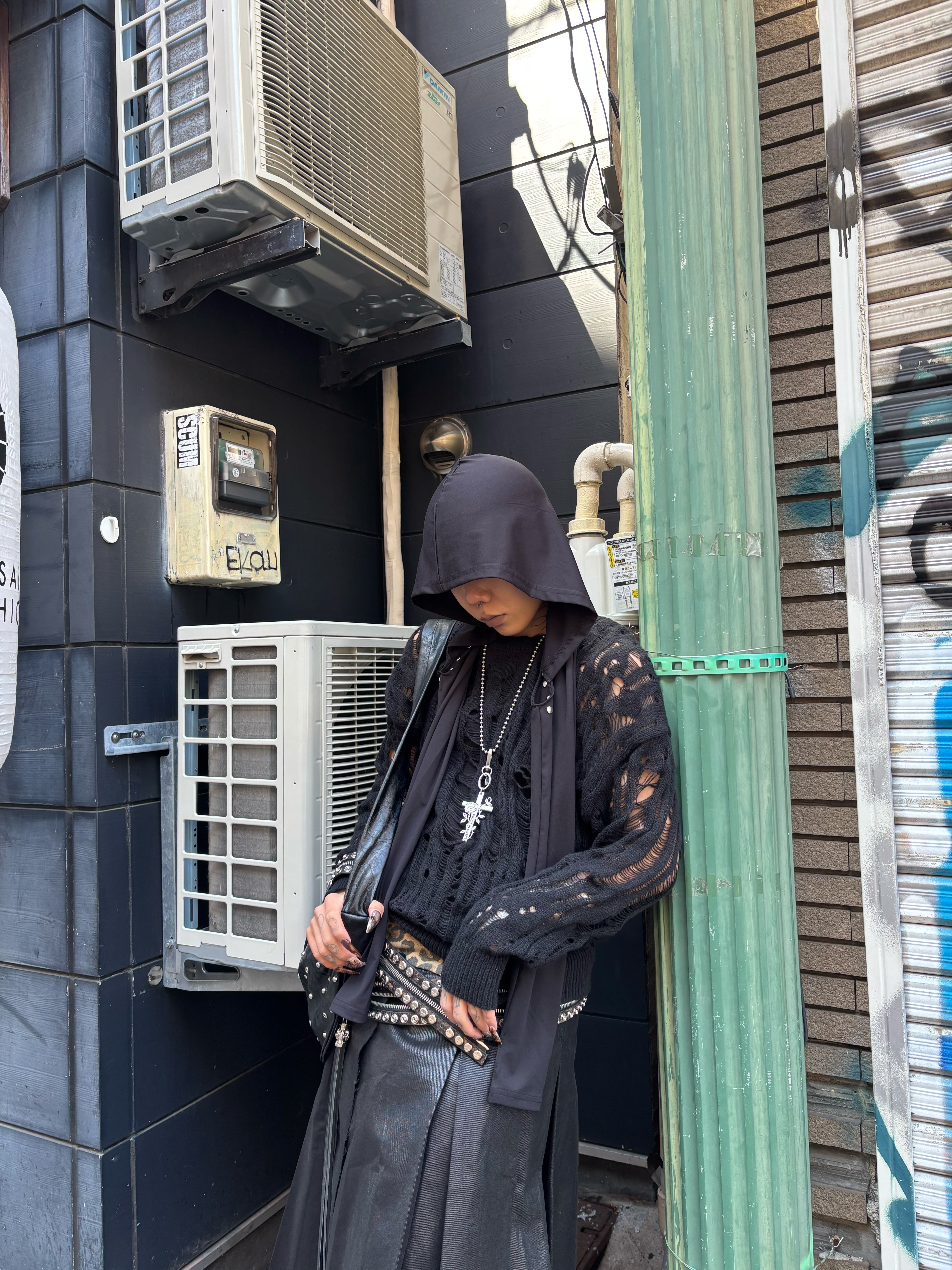 国際配送【Never mind the XU】damage loose knit