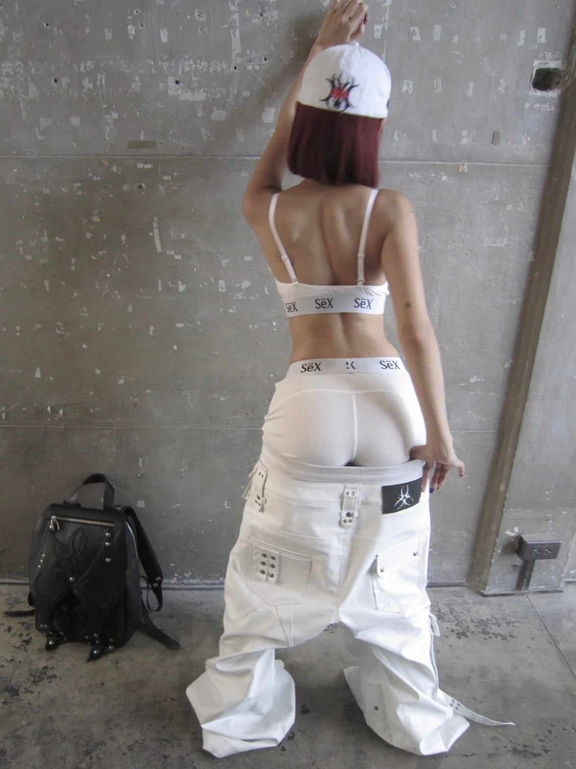 【Cozy world Wide】WHITE GHIDORAH LEATHER CARGO PANTS