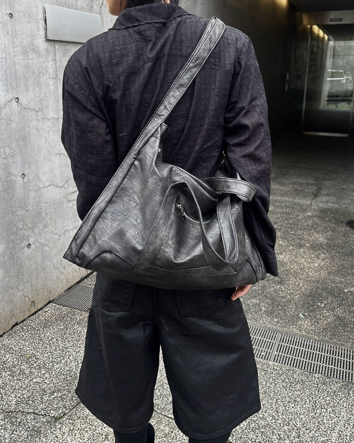 受注制【nmtc+】Vintage PU leather shoulder bag