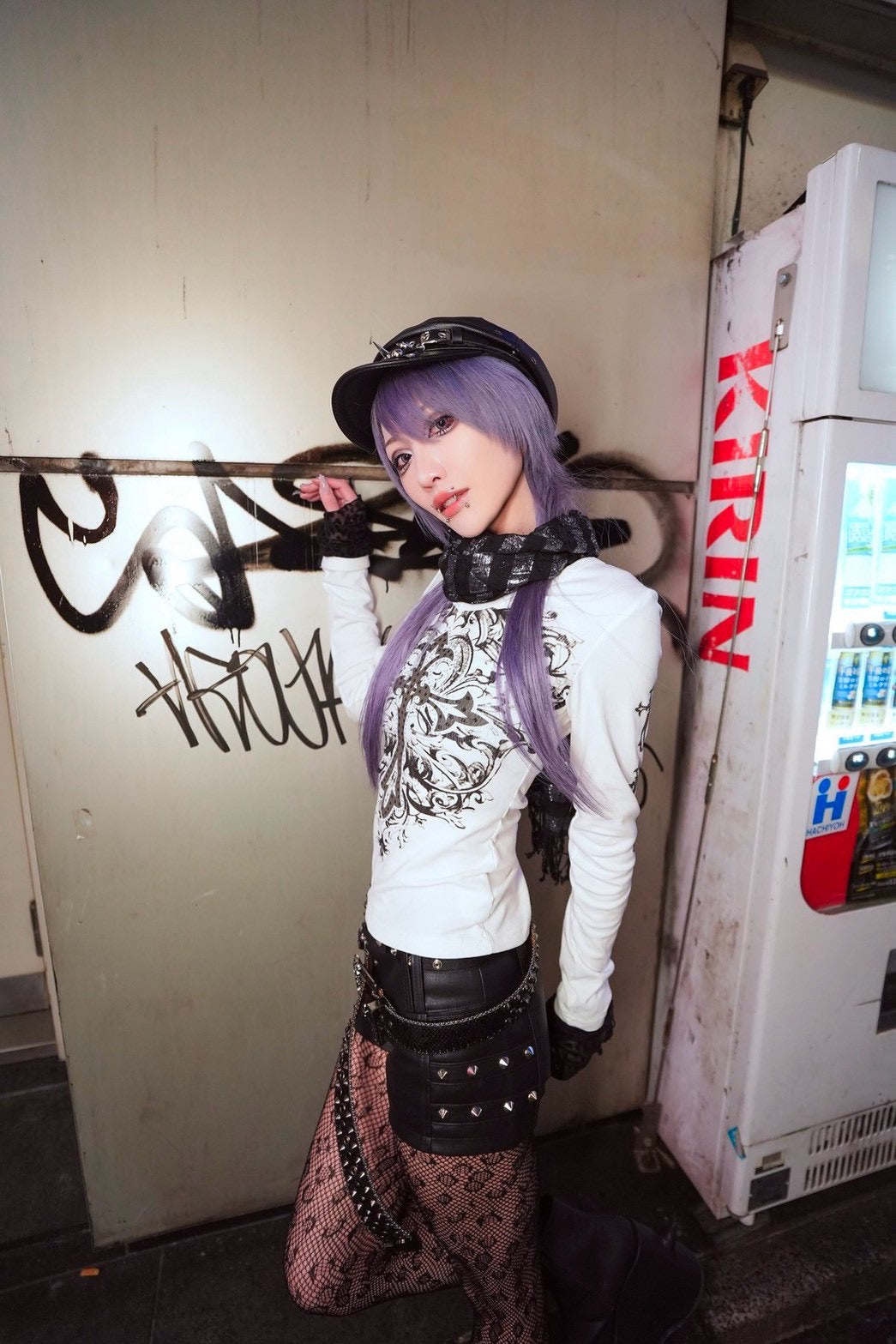 国際配送【BABY09】 vintage cross stone long sleeve