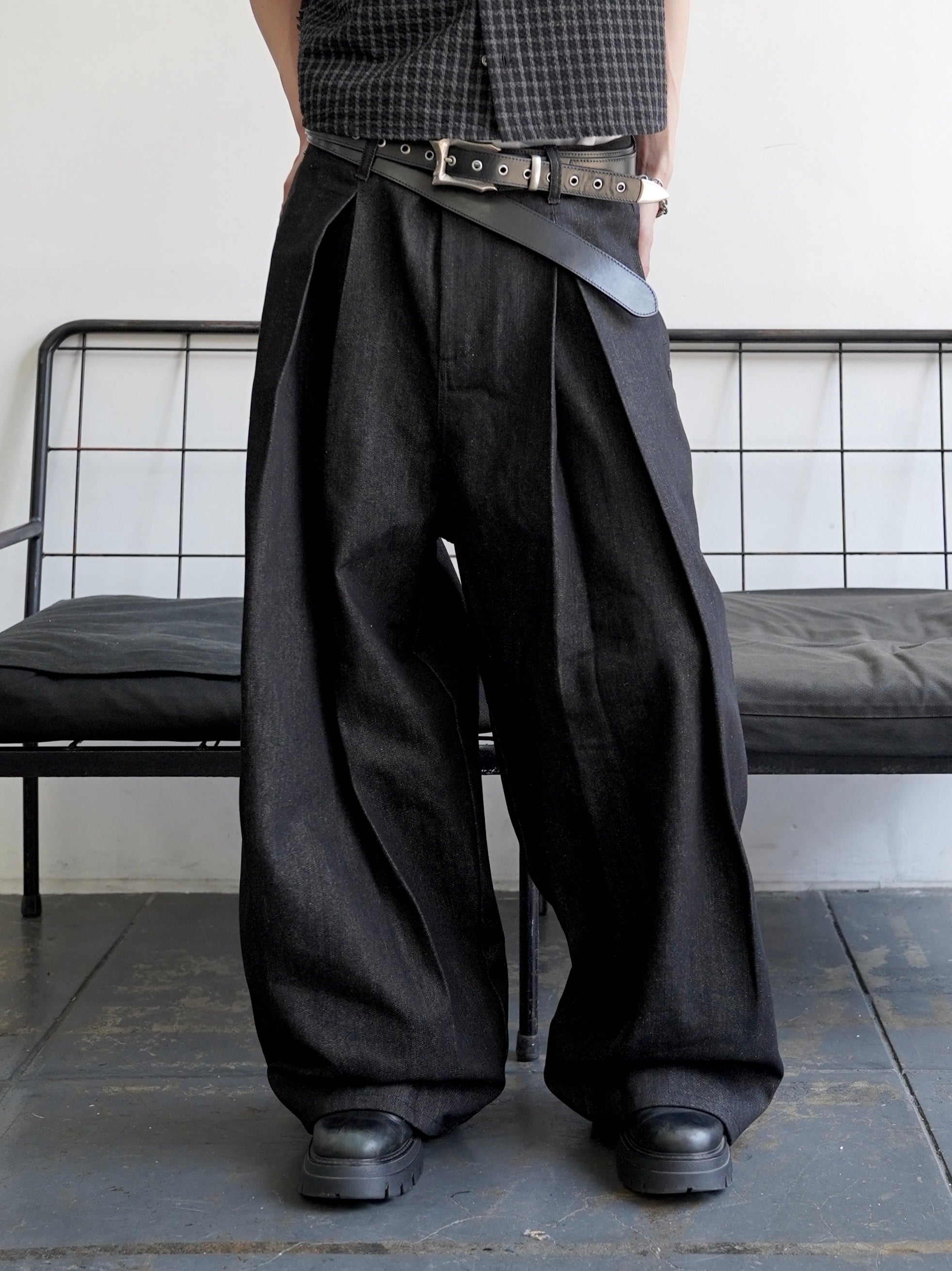 CHIKASHITSU PLUS HIGH – PRESSING WEB SHOP