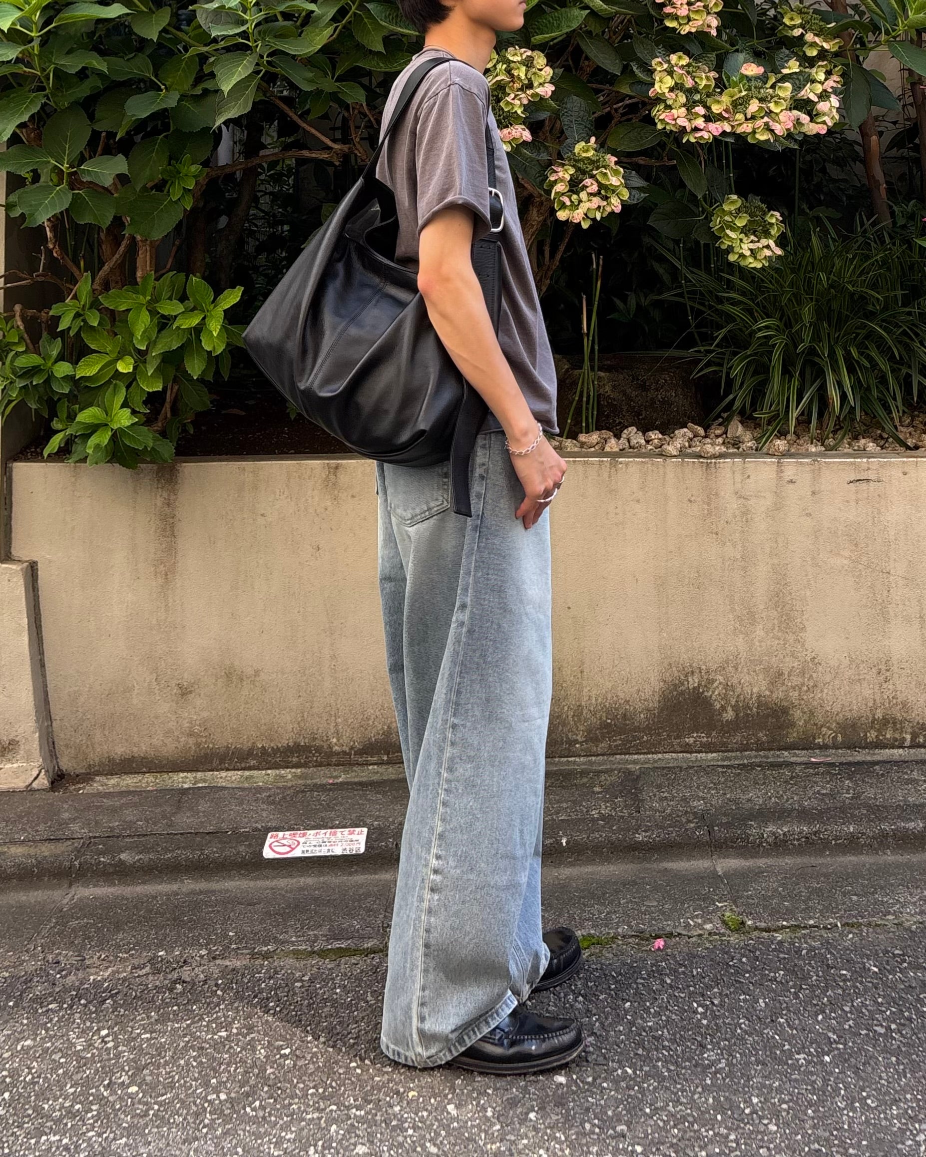 東京店WEB限定受注制【Chikashitsu +】cutting pigment tee (3color)