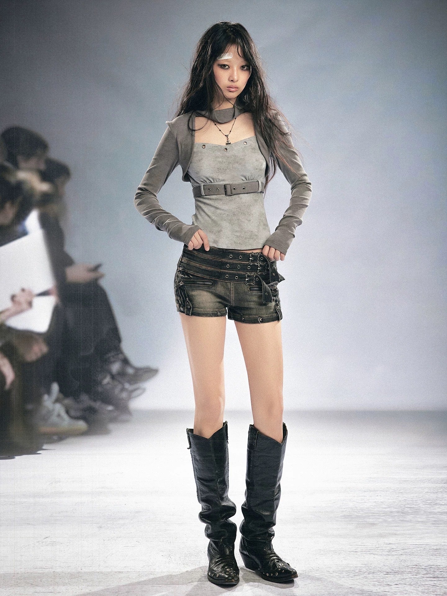 【Cest Nous】Gray Cowl Neck 
Top