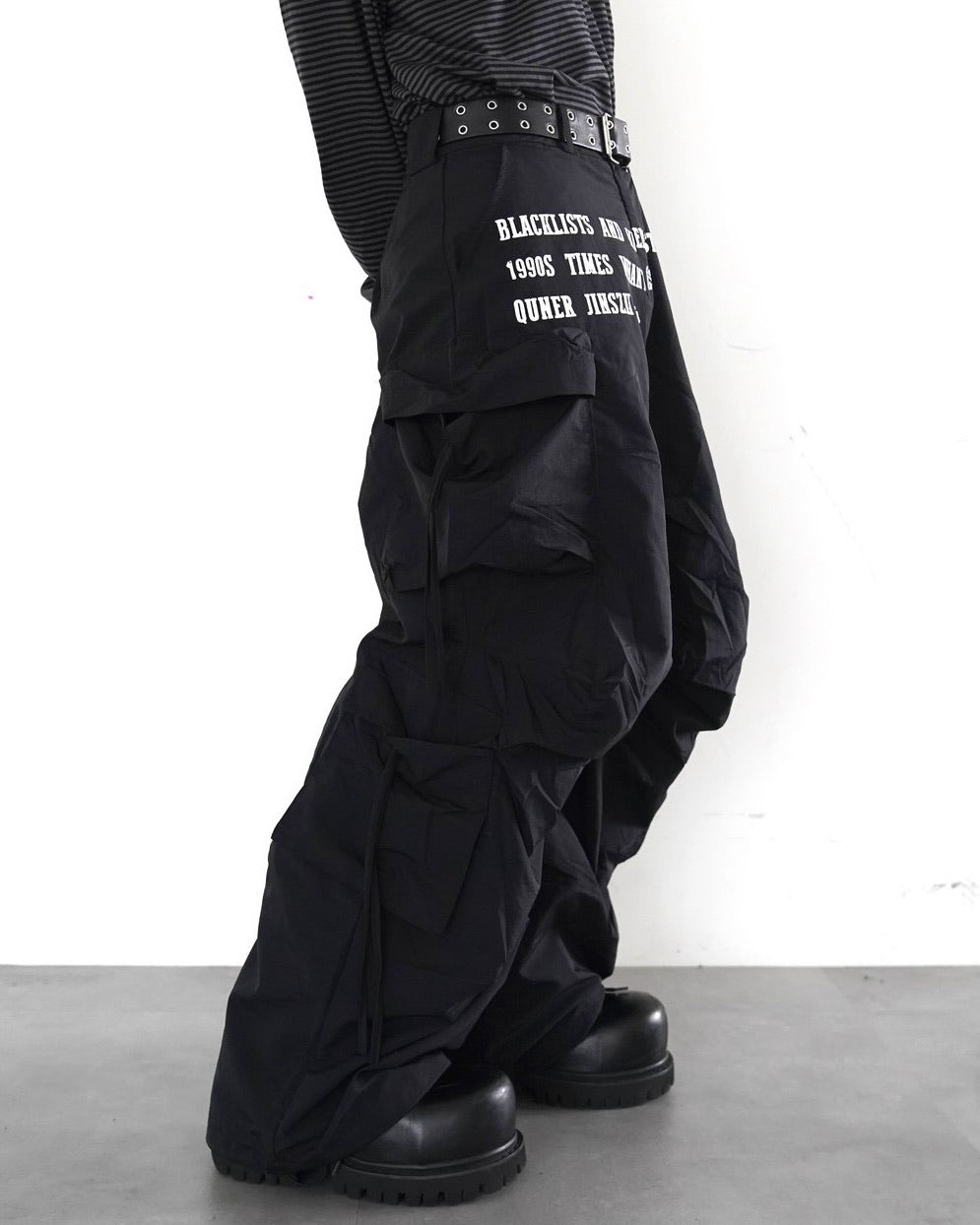 国際配送【LUV CODE】multi pocket gather pants