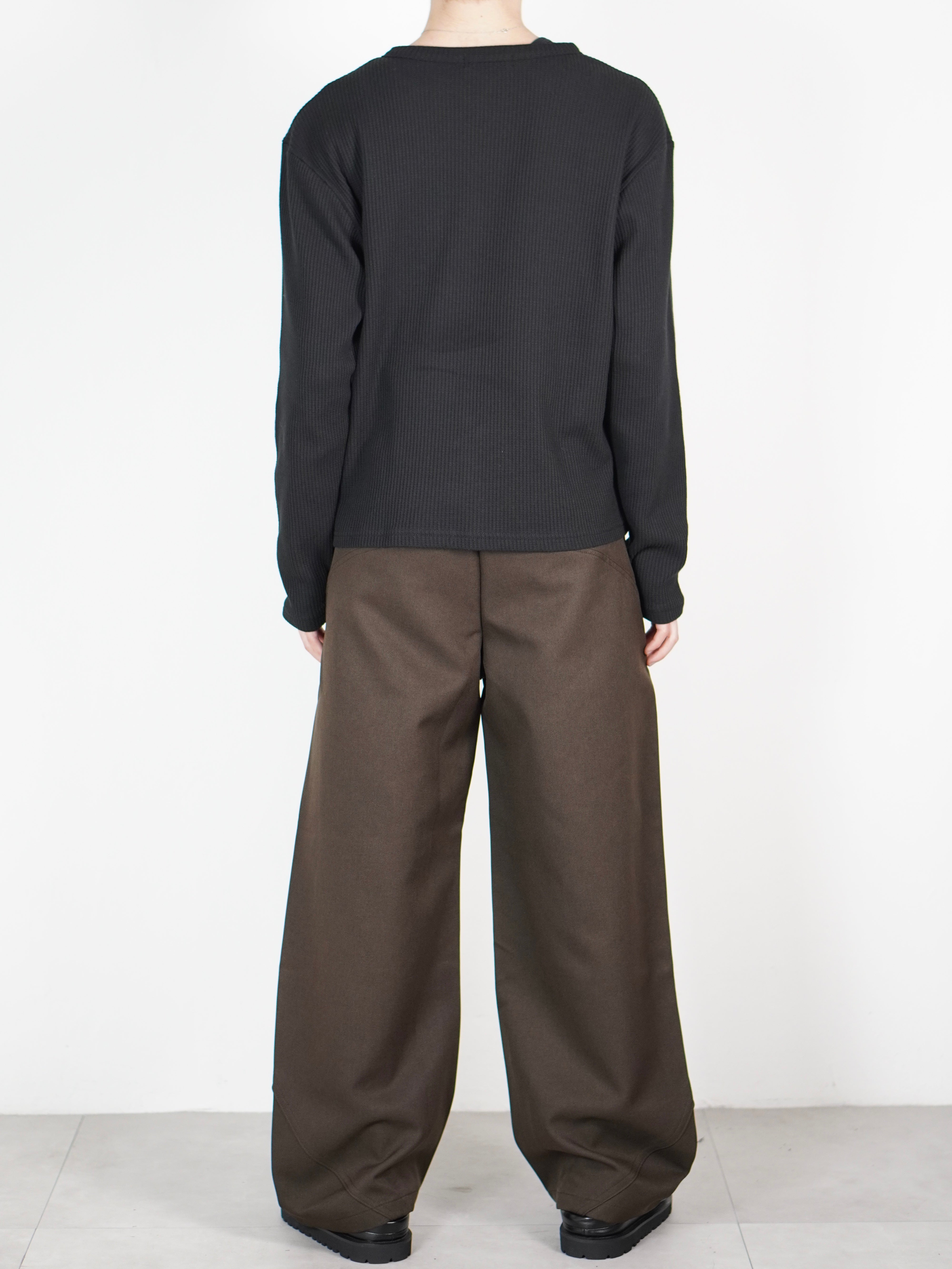 受注制【Chikashitsu +】Curve line wide pants (3color)