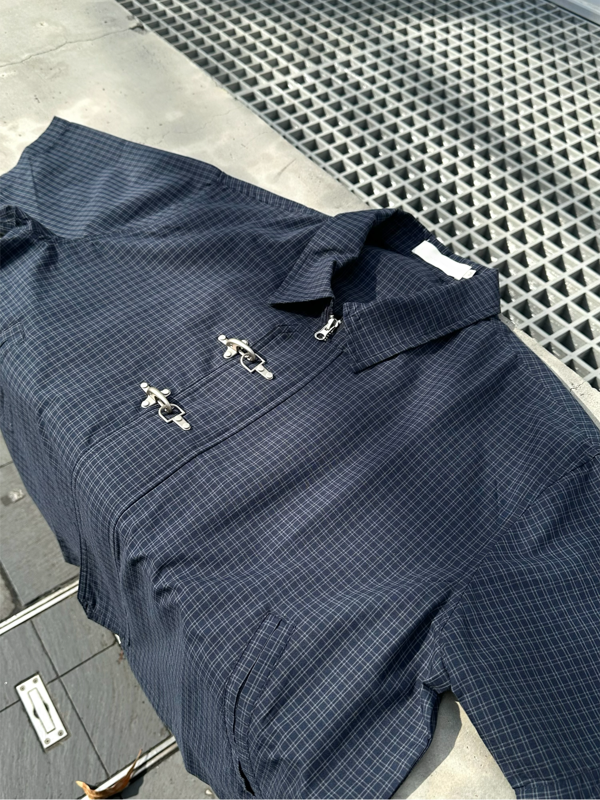 大阪店WEB限定受注制【Chikashitsu +】double buckle shirt jacket (2color)