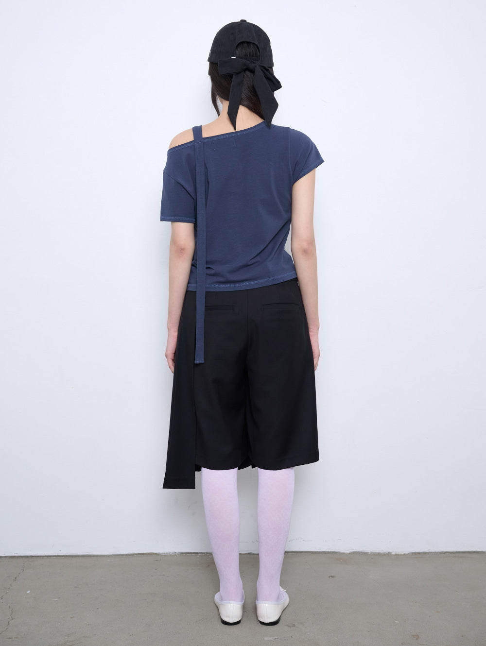 6/8 21:00発売【TUOMIO】RIBBON OFF SHOULDER T-SHIRT