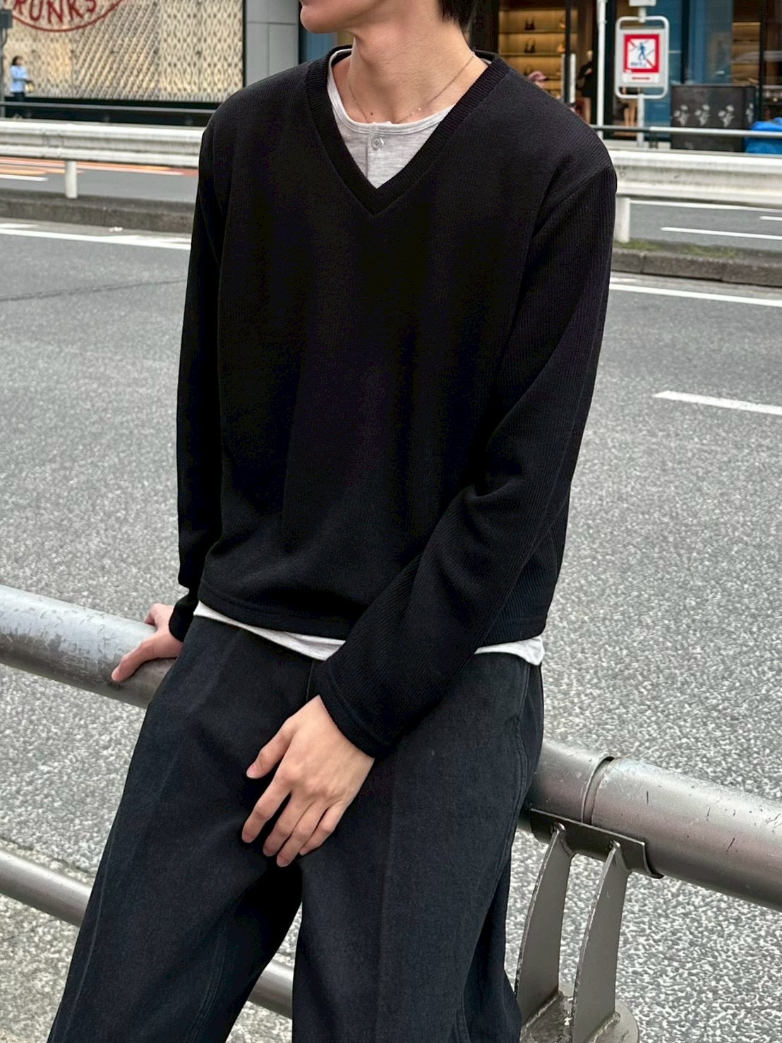 大阪店WEB限定受注制【Chikashitsu +】layered v-neck knit (3color)