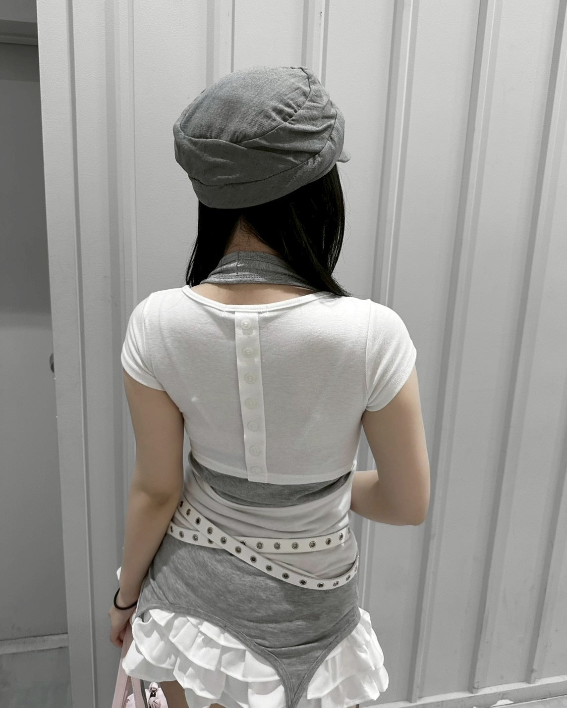 受注制【nmtc+】Back Button Slit U-Neck Tee (5color)