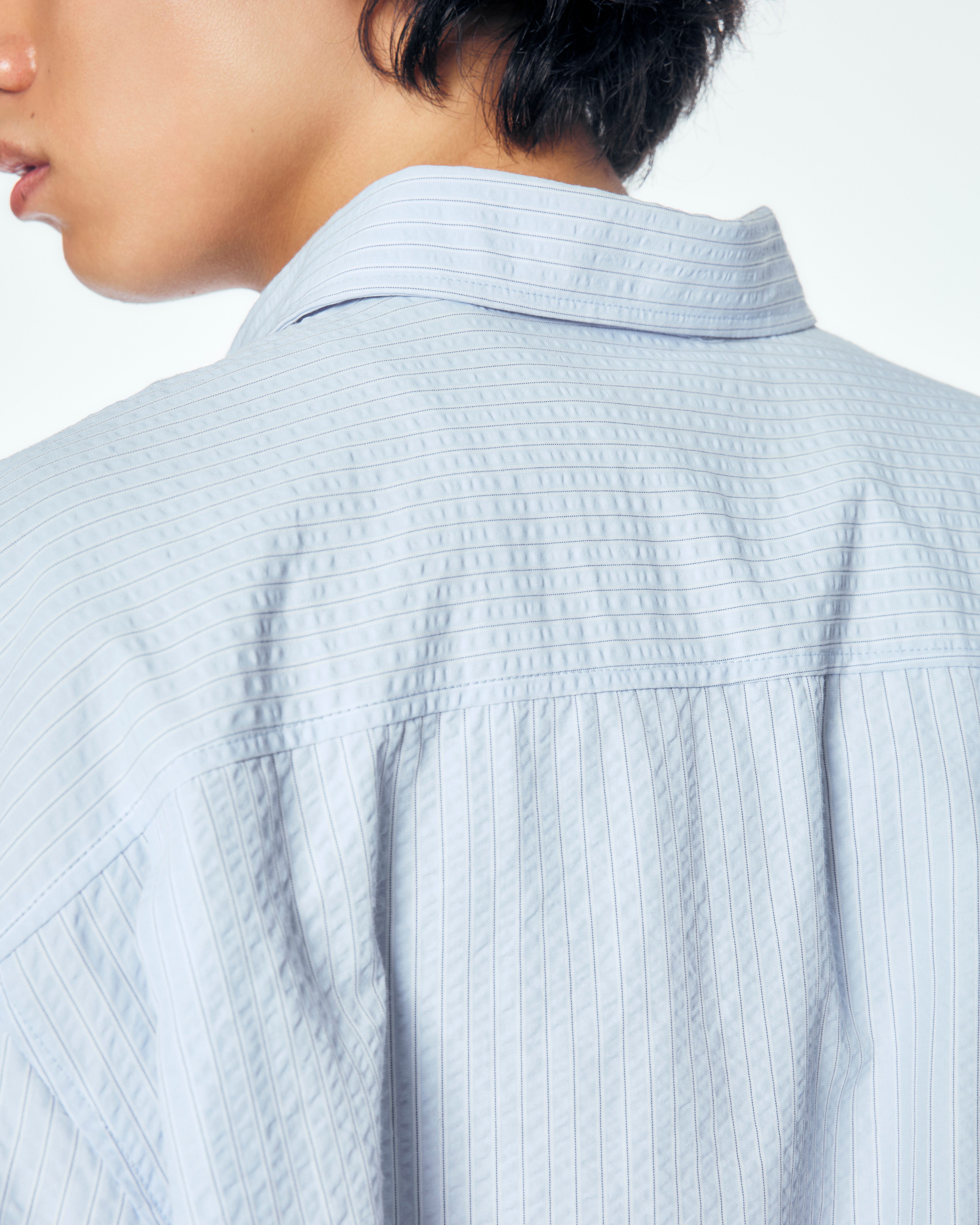 3/20 20:00発売【CS】CROPPED STRIPE BUTTON UP SHIRT