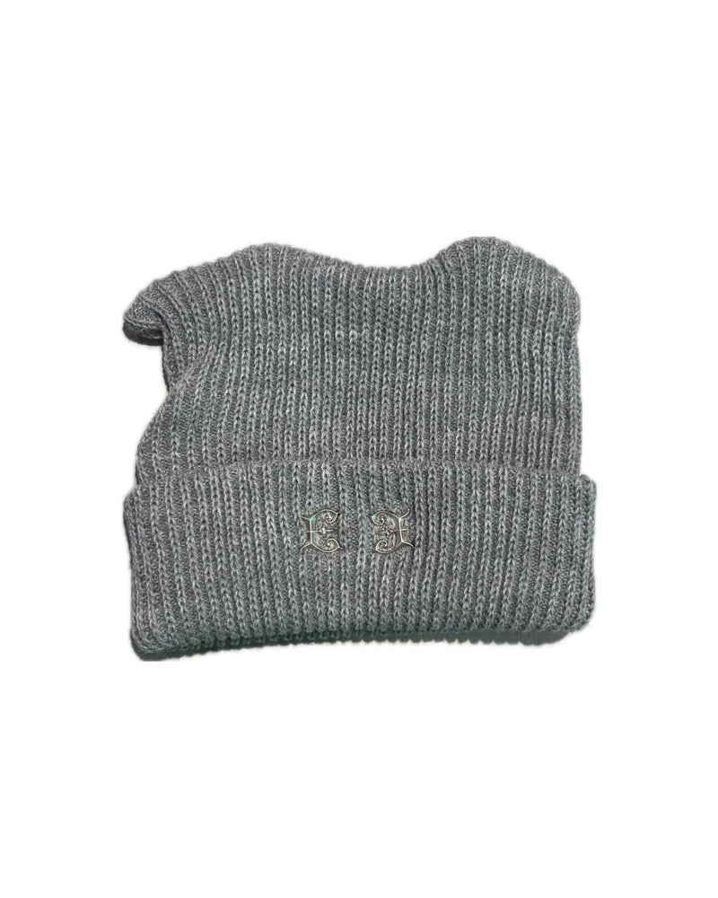 【E RIN AI E】EE EMBLEM HORN BEANIE