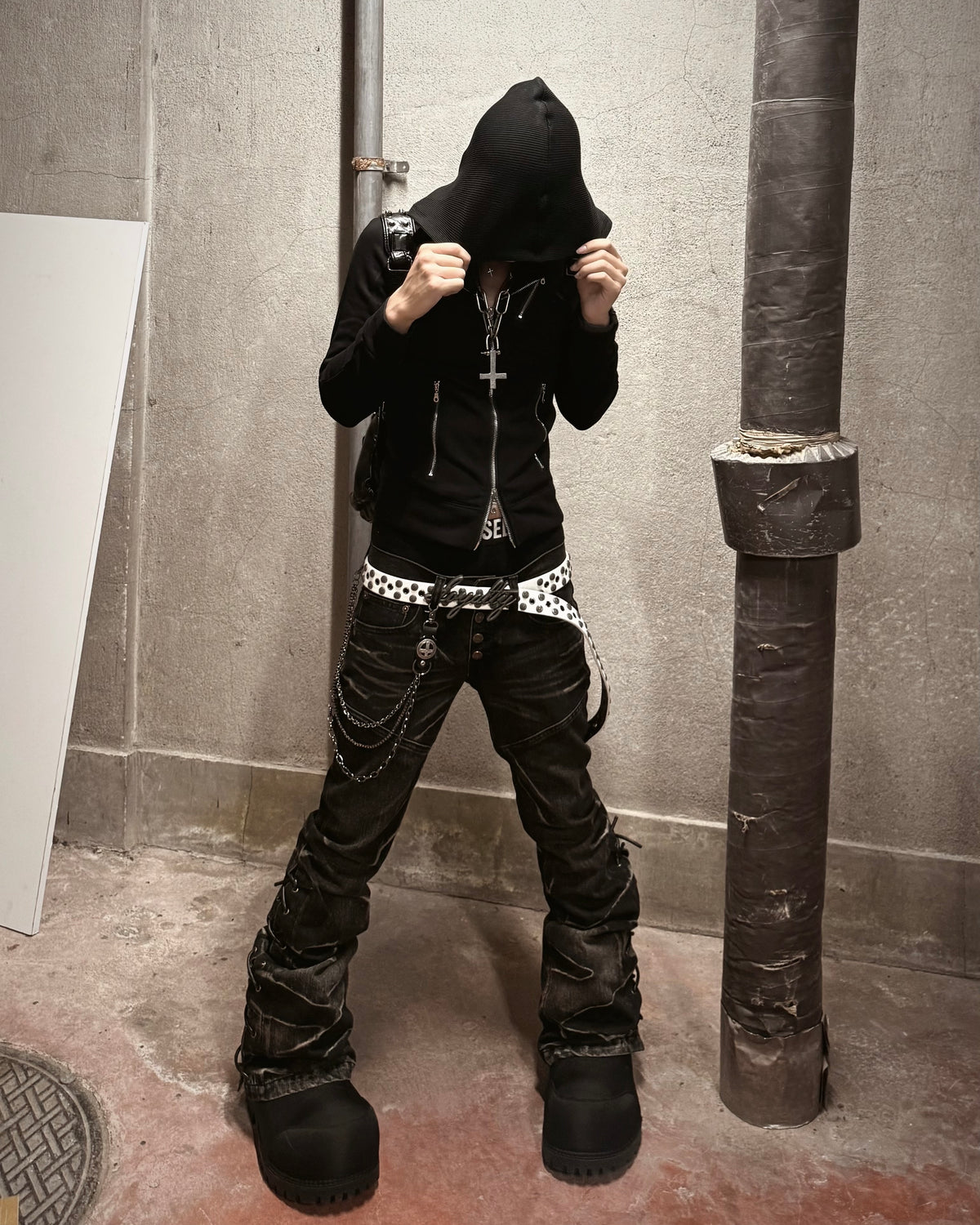 国際配送【Never mind the XU】Tornado Fade Lace-Up Flared Denim