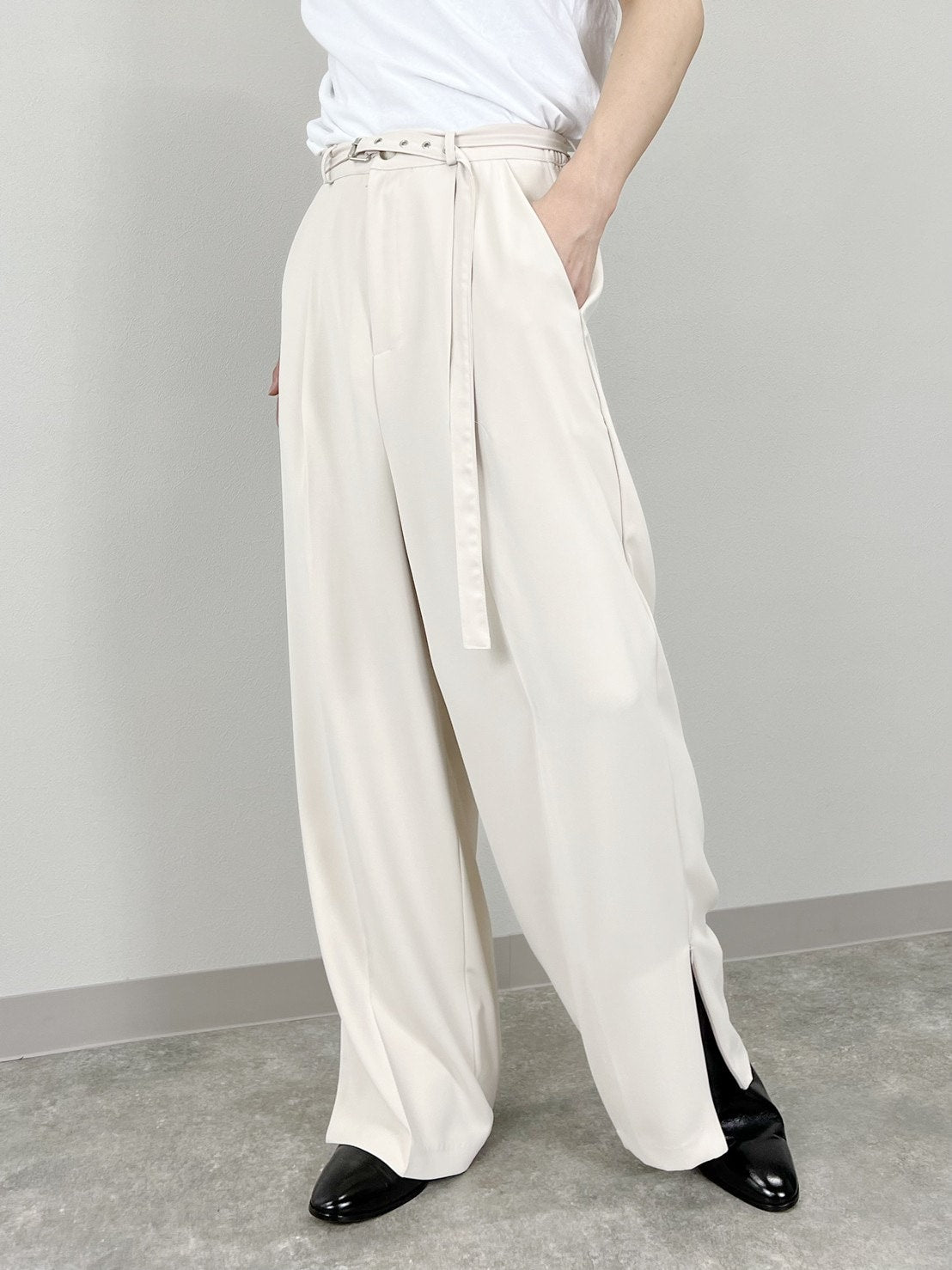 受注制【Chikashitsu +】set up zipper belt slacks (2color)